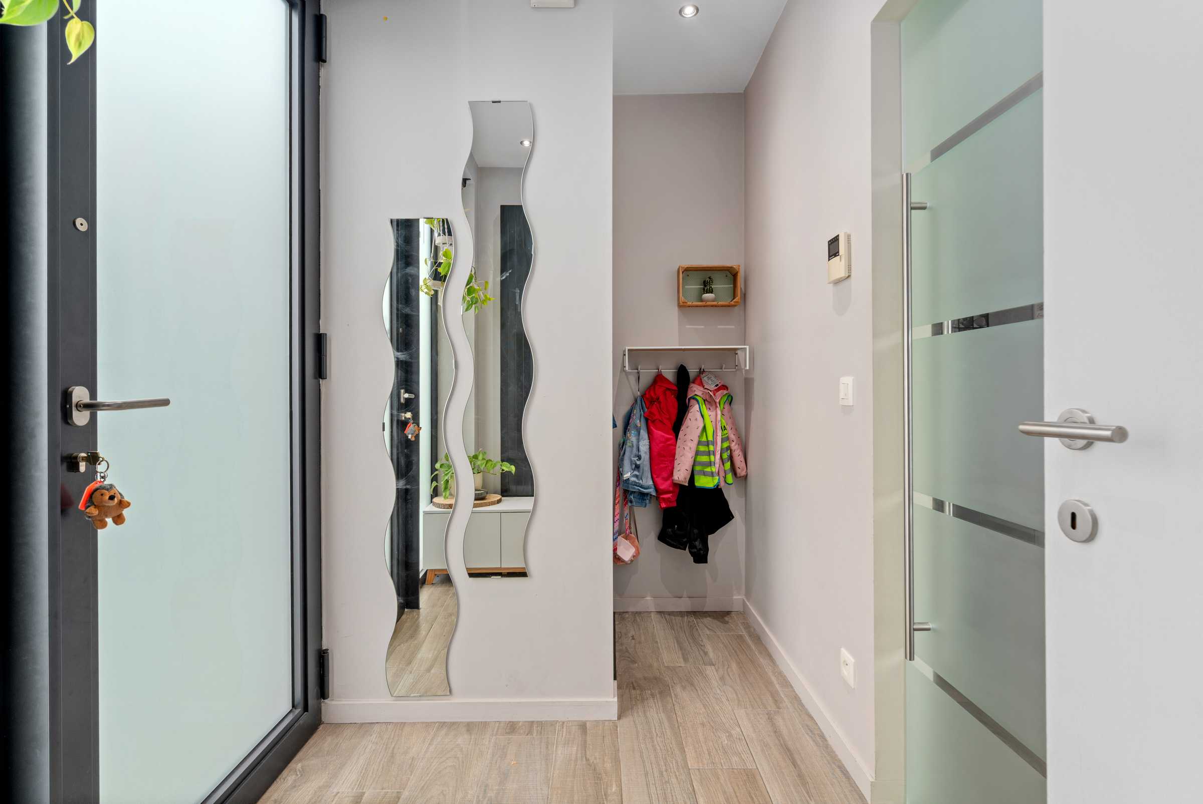 Huis te koop in Wommelgem met 3 slaapkamers - foto 2