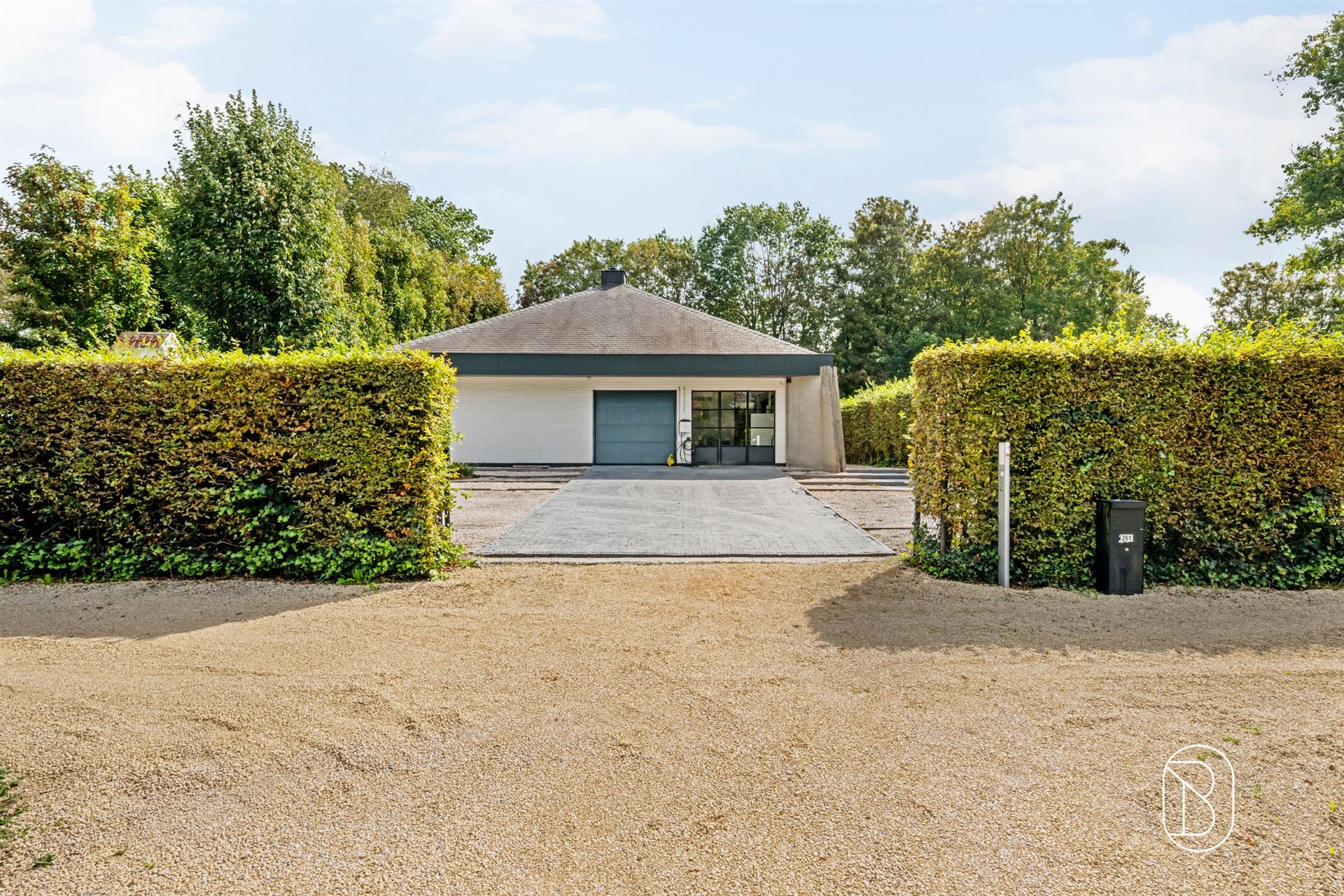 Grote architectenwoning met mooie tuin + bijgebouw - foto 4