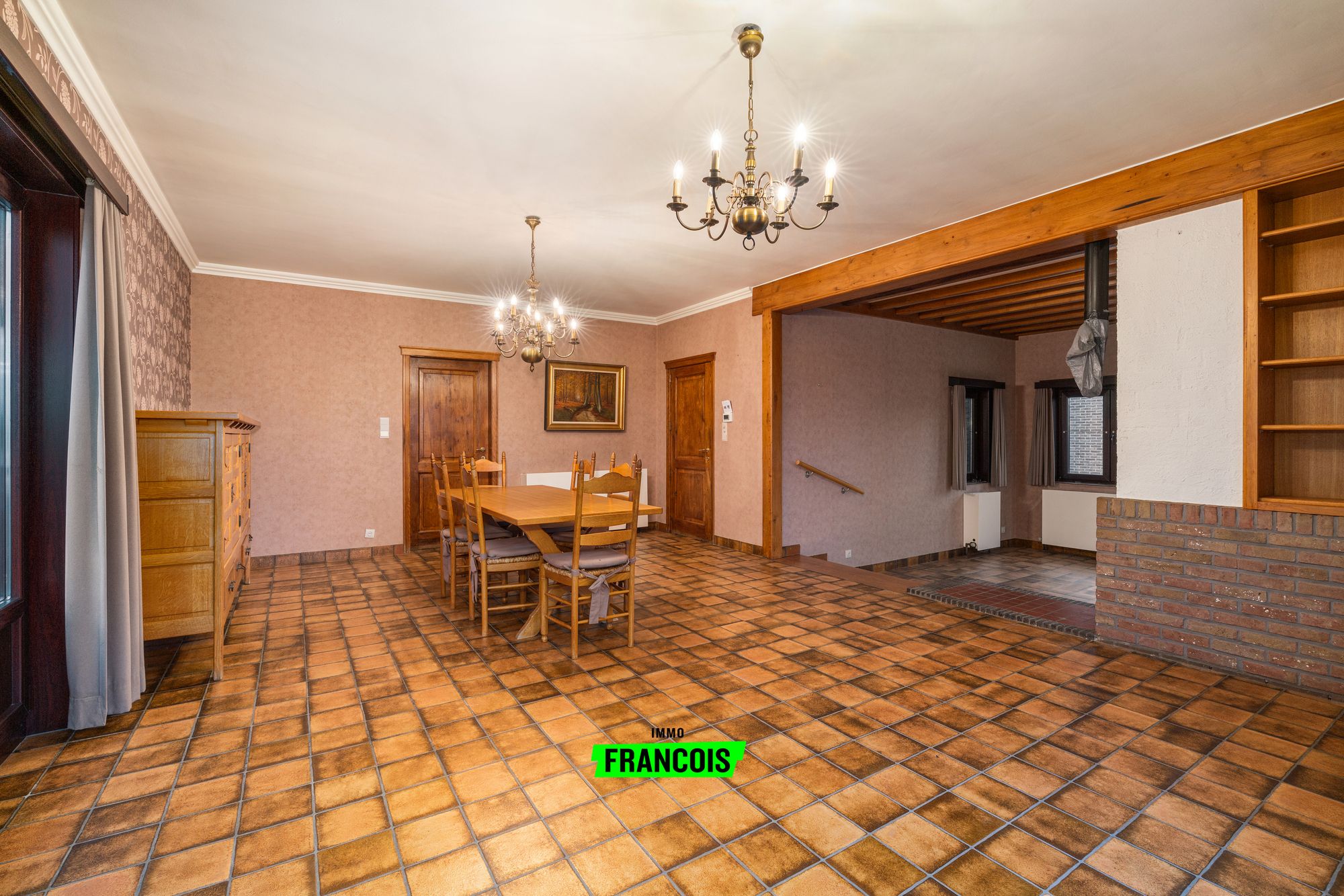 TE KOOP – Ruime villa met prachtig landelijk zicht en tal van mogelijkheden - foto 3