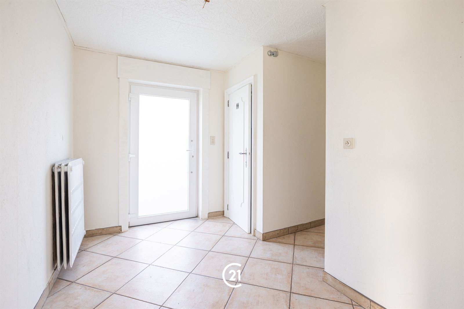 House - photo 5