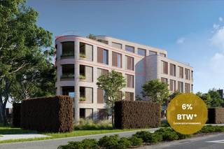 PLUSPUNTEN VAN HET PROJECT:<br />+ zongerichte oriëntatie<br />+ groene omgeving<br />+ grote terrassen<br />+ ruime appartementen<br />+ exclusiviteit ten top<br />+ energieneutraal<br />+ ventilatie D<br />+ warmtepomp lucht/water<br />+ vloerverwarming<br /><br />EXTRA:<br />+ akoestische beglazing voorzien in buitenschrijnwerk<br />+ habito gipskarton geplaatst <br />+ plannen maatwerkmeubilair beschikbaar<br />+ (geen airco voorzien)<br /><br />AANNEMERS:<br />+ keuken: Sleurs &amp; Vangompel<br />+ badkamer: Facq<br />+ vloeren: 4D tegels<br /><br />DOWNLOAD: onder het tabblad downloads kan u alle plannen terugvinden, alsook het lastenboek.<br /><br />FINANCIERING:<br />Opgelet: voor woningen gelegen in België zijn enkel Belgische hypotheken mogelijk. Maak tijdig een afspraak zodat u zich op voorhand kan bevragen over de mogelijkheden.<br />Kandidaat-kopers die hun financiële plaatje al hebben voorbereid, wekken altijd meer vertrouwen.<br /><br />SUCCESVOL VERKOPEN?<br />Dankzij succesvolle transacties zijn wij steeds op zoek naar nieuw aanbod. Overweegt u te verkopen of te verhuren? Informeer vrijblijvend naar onze werkwijze.<br /><br />HOUD ME OP DE HOOGTE:<br />Niet gevonden wat u zocht? Schrijf u gratis in op onze website zodat u vrijblijvend op de hoogte wordt gebracht van nieuw aanbod: https://www.immosign-plus.be/nl/hou-me-op-de-hoogte/<br /><br />Wilt u graag meer weten over deze instapklare luxueuze appartementen? Contacteer ons dan voor vrijblijvende info op +32 89 87 03 67 of elke@immosign-plus.be. Tot binnenkort?