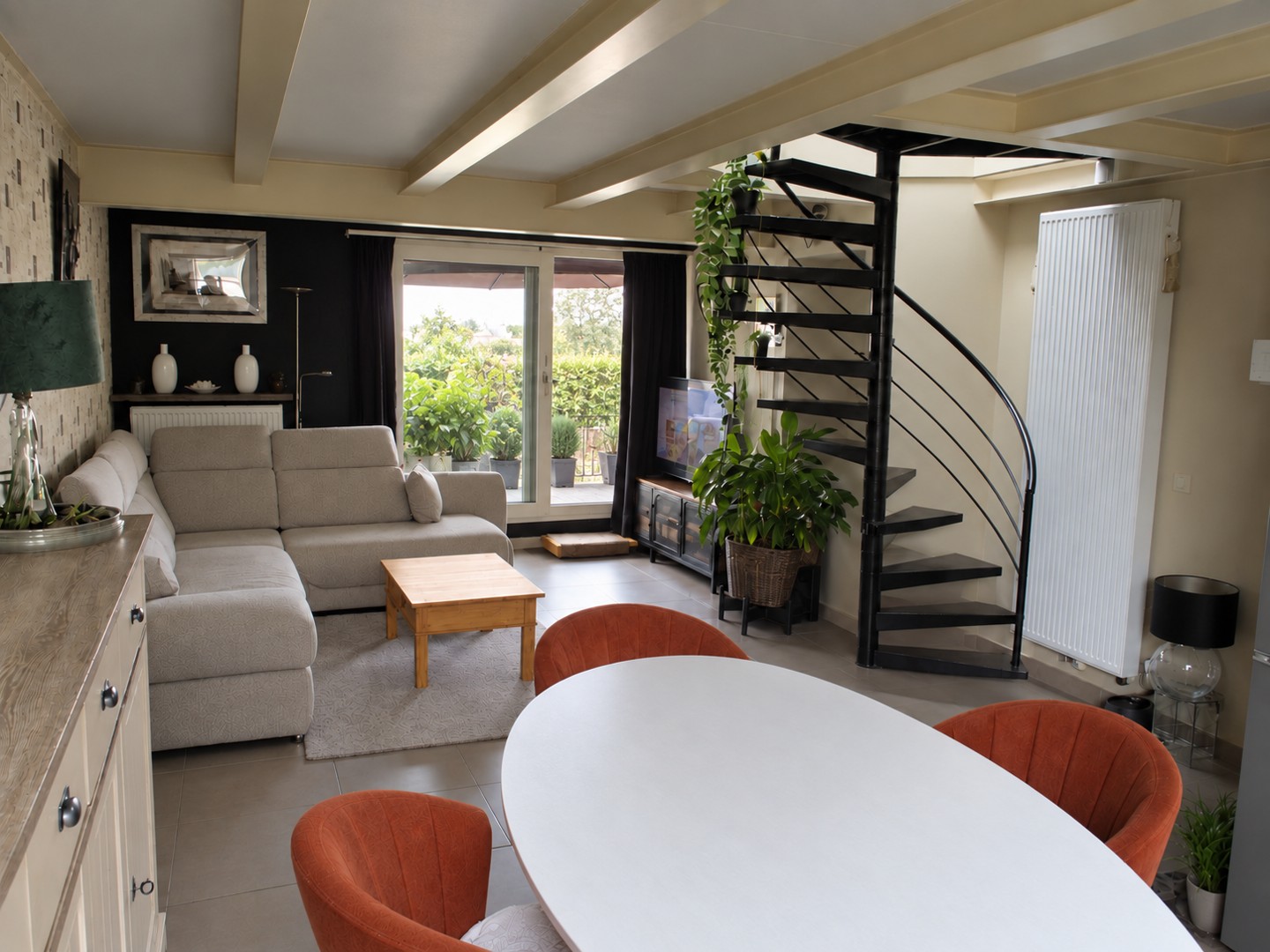 Recent duplex appartement met loftgevoel en ruim zonneterras - foto 3