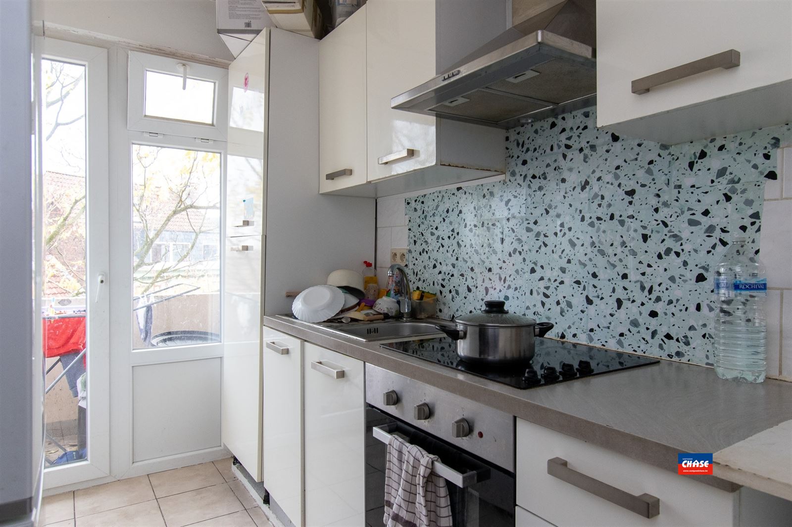 Ruim appartement met drie slaapkamers - foto 5