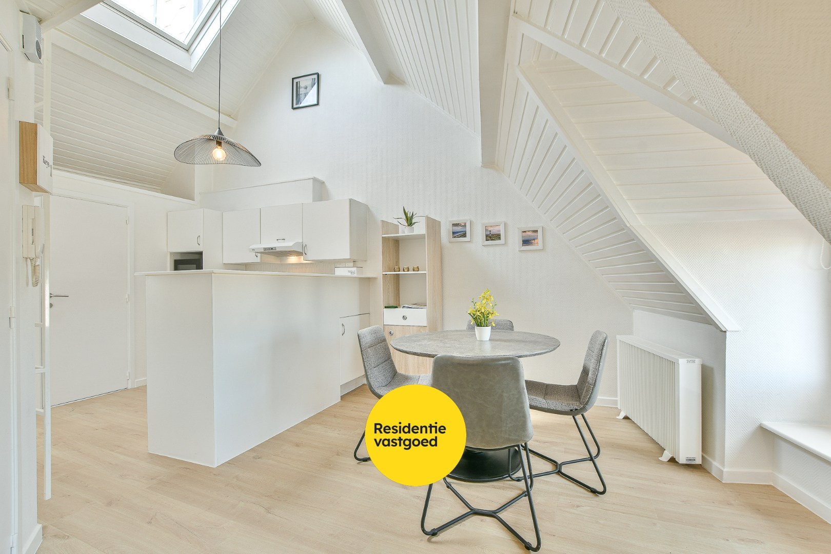 Charmant éénslaapkamerappartement in hartje De Haan – ideaal als investering of tweede verblijf - foto 1