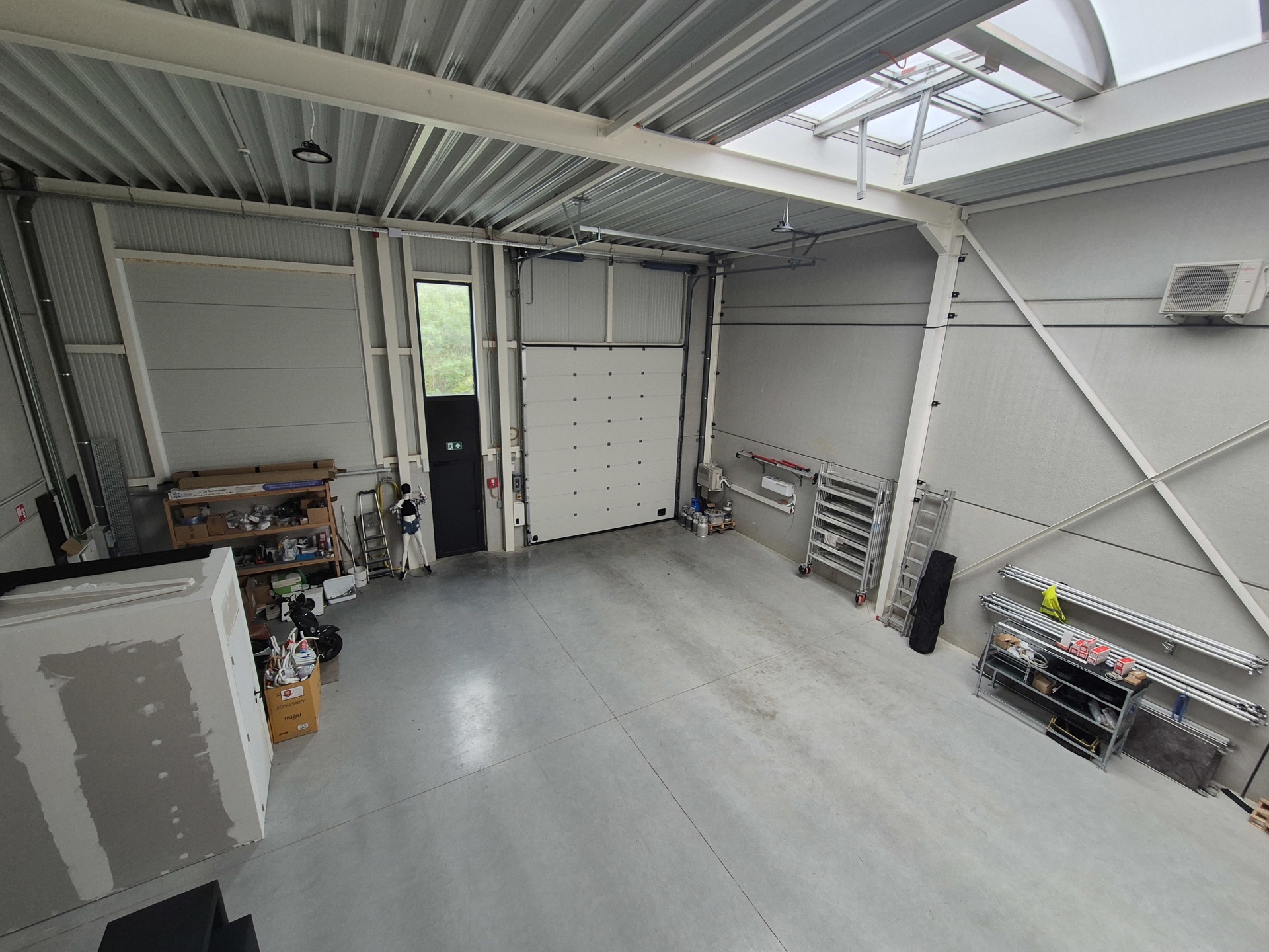 Recente KMO-unit met inpandige kantoren op Woudpark - foto 3