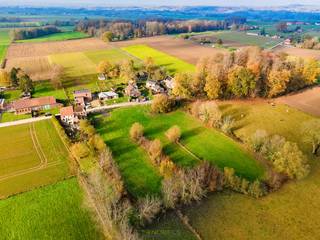 AANTREKKELIJKE BOUWGRONDEN VOOR HALFOPEN BEBOUWING met VRIJ UITZICHT in het landelijke Bever. Deze percelen variëren VAN 525M² TOT 634M² en bieden...