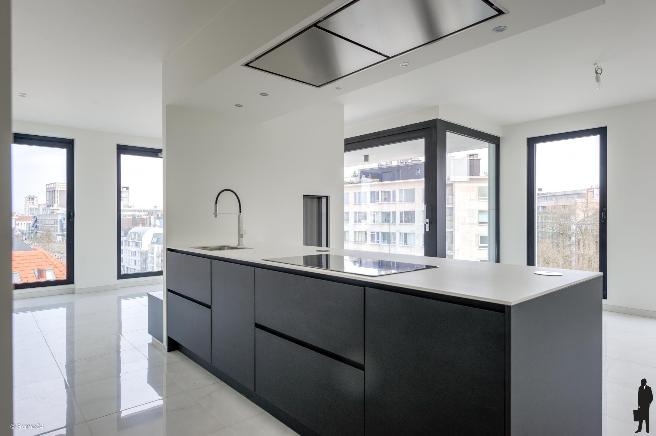 Apartment for rent in Antwerp with 3 bedrooms - photo 2