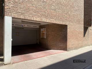 Ideale locatie om uw auto te parkeren in het centrum van de stad.