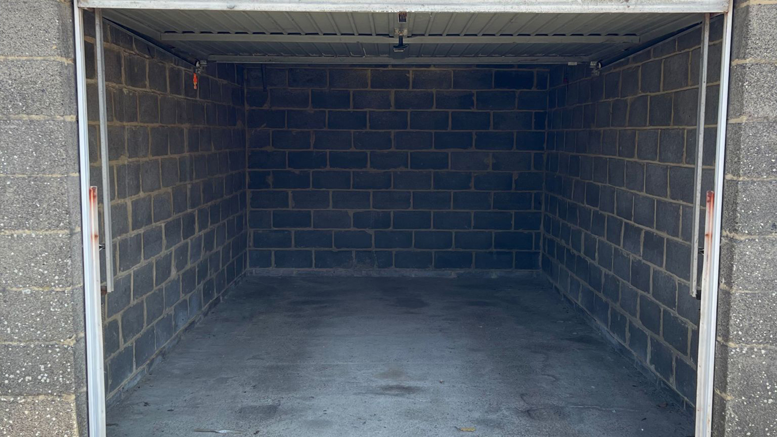 Ruime garageboxen te centrum Ruisbroek - foto 5