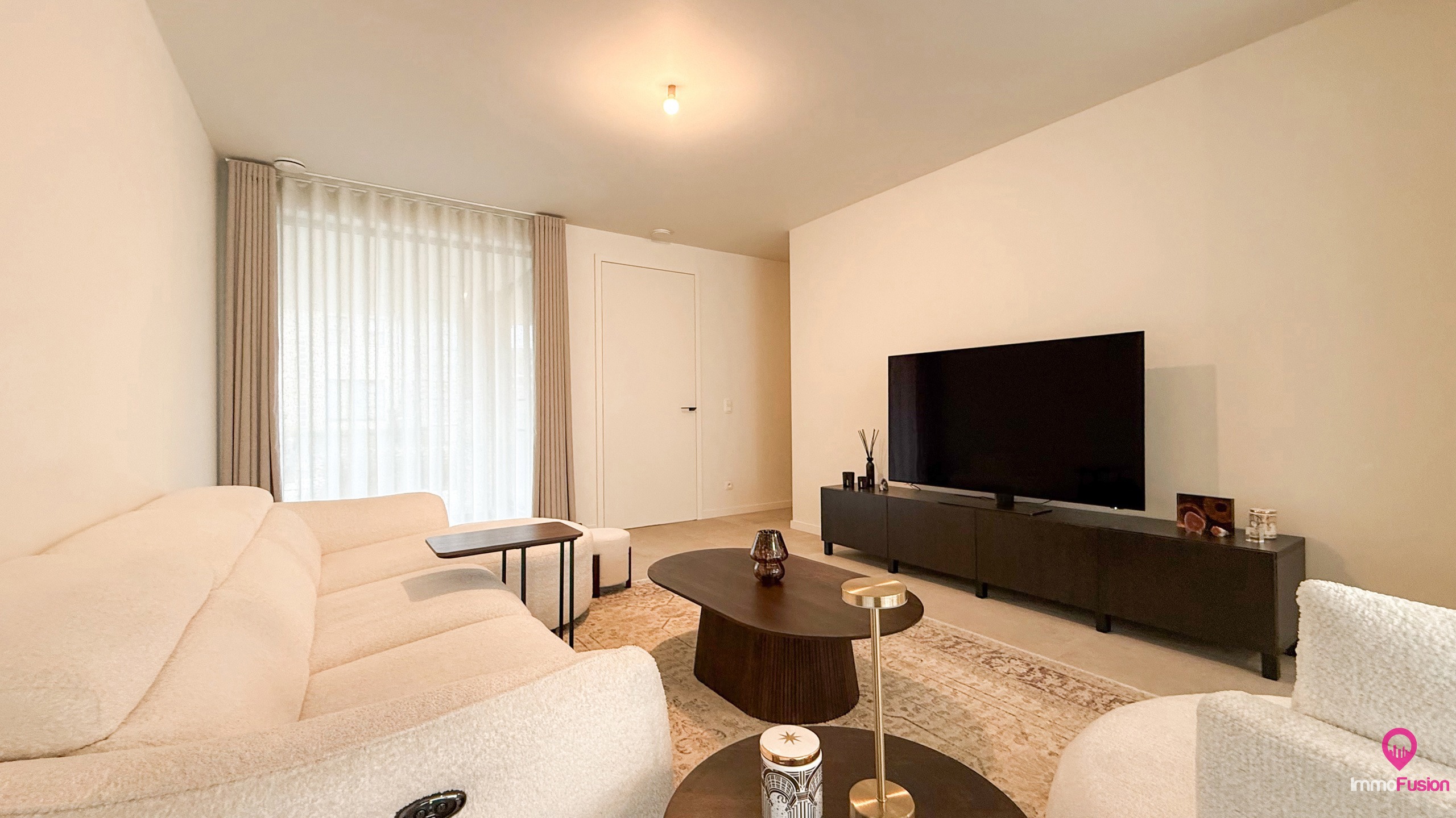Stijlvolle nieuwbouwwoning met diepe tuin + vloerverwarming! - foto 4