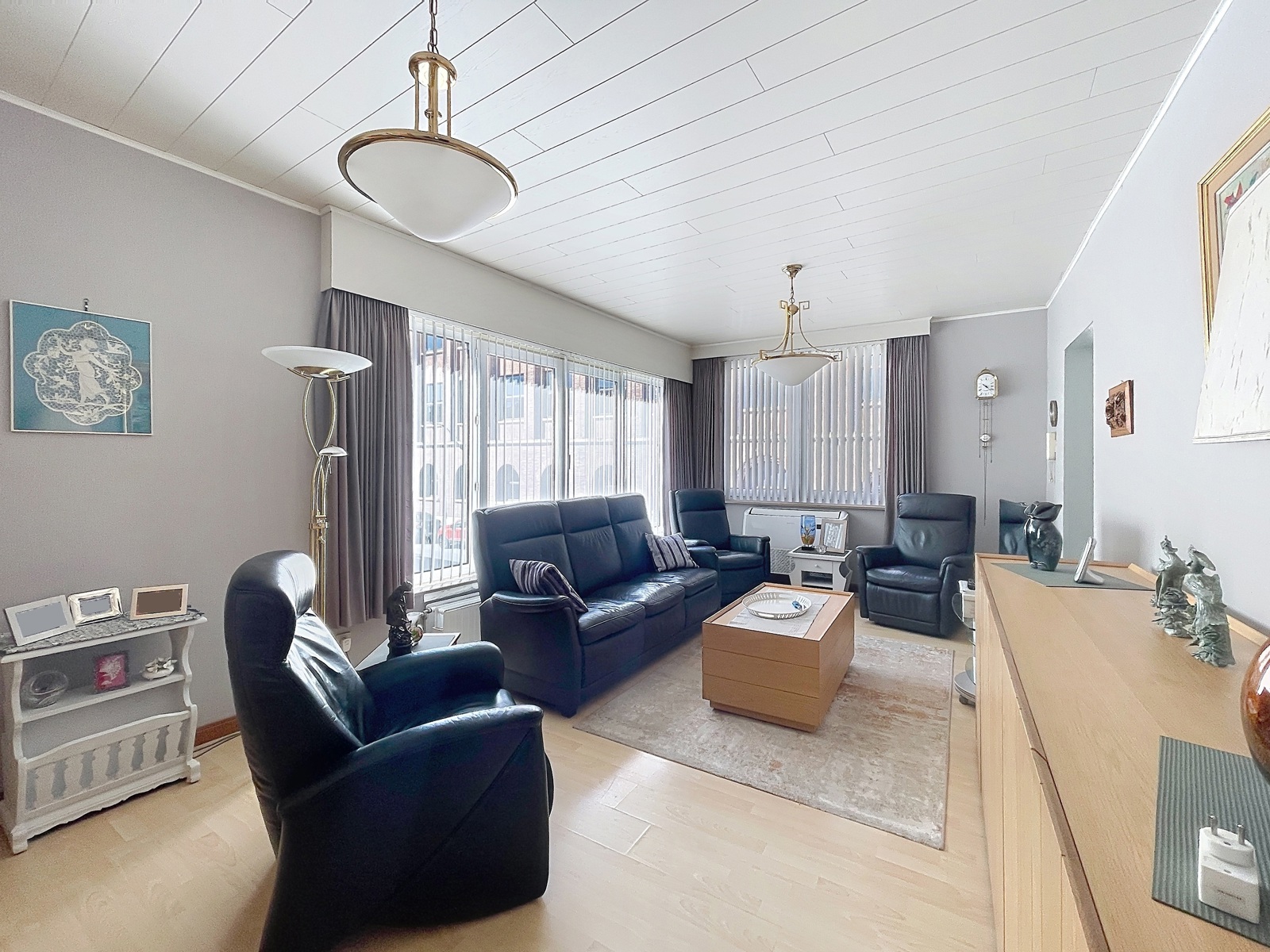 Opbrengsteigendom met 2 app'ten - 3 garages - foto 5