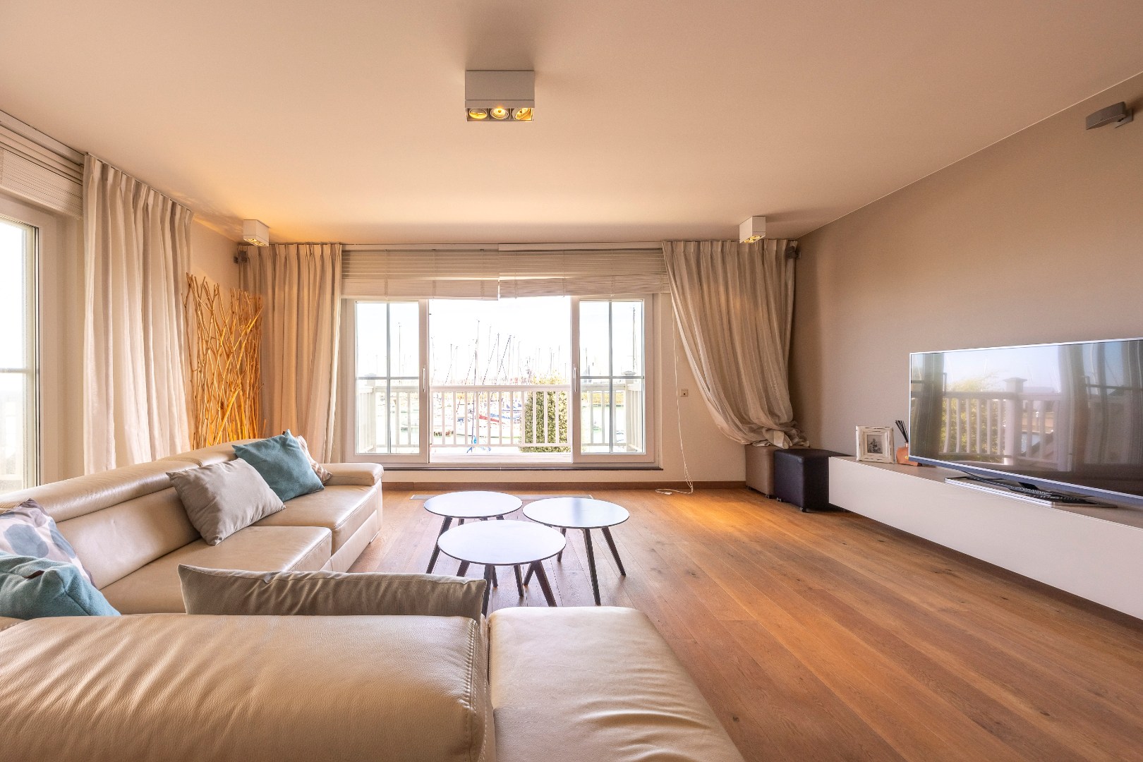 Luxe 3 slaapkamer appartement met zicht op de Jachthaven van Nieuwpoort - foto 3