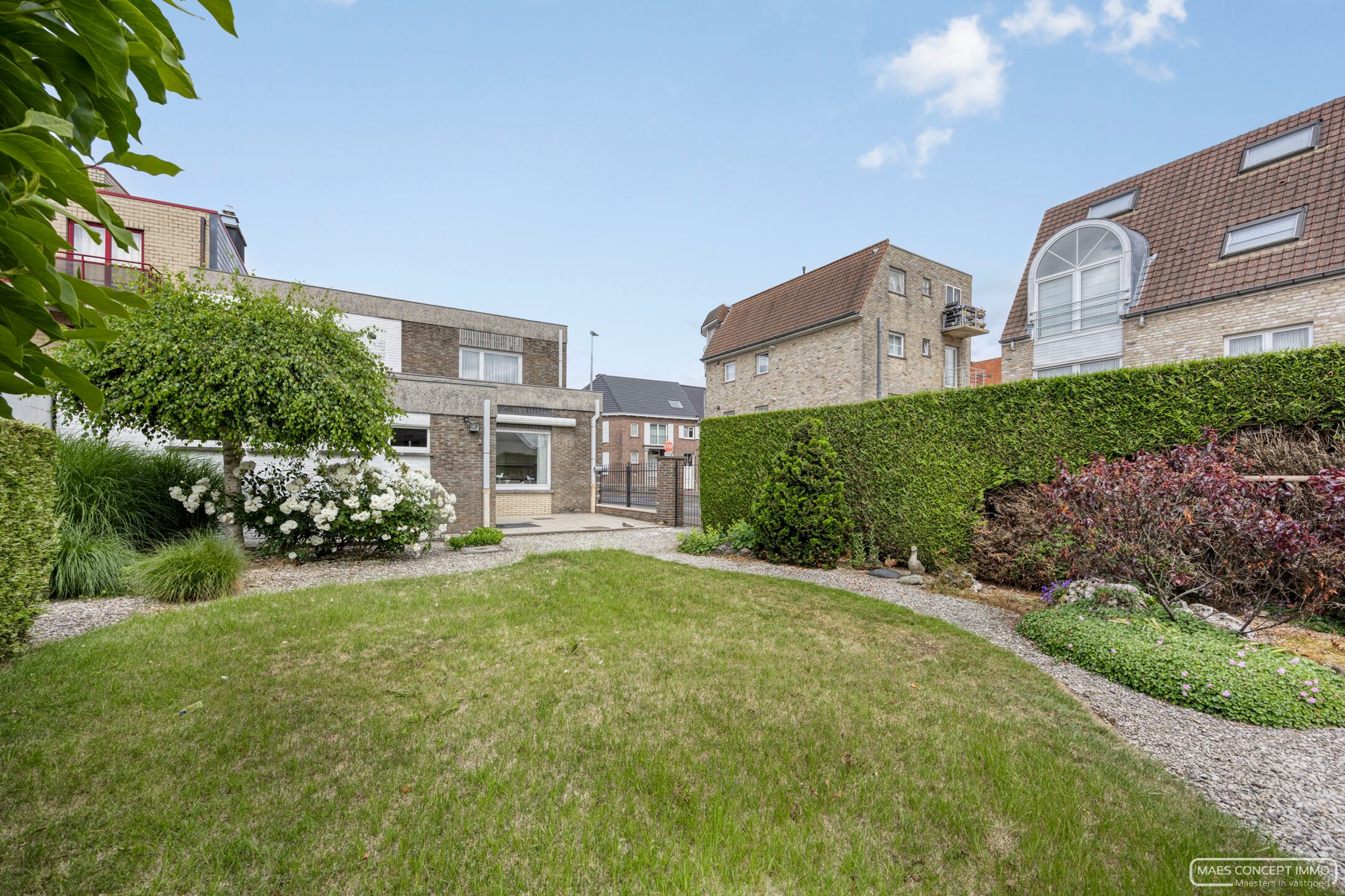 Woning met handelsruimte boordevol karakter op topligging in Zulte - photo 3