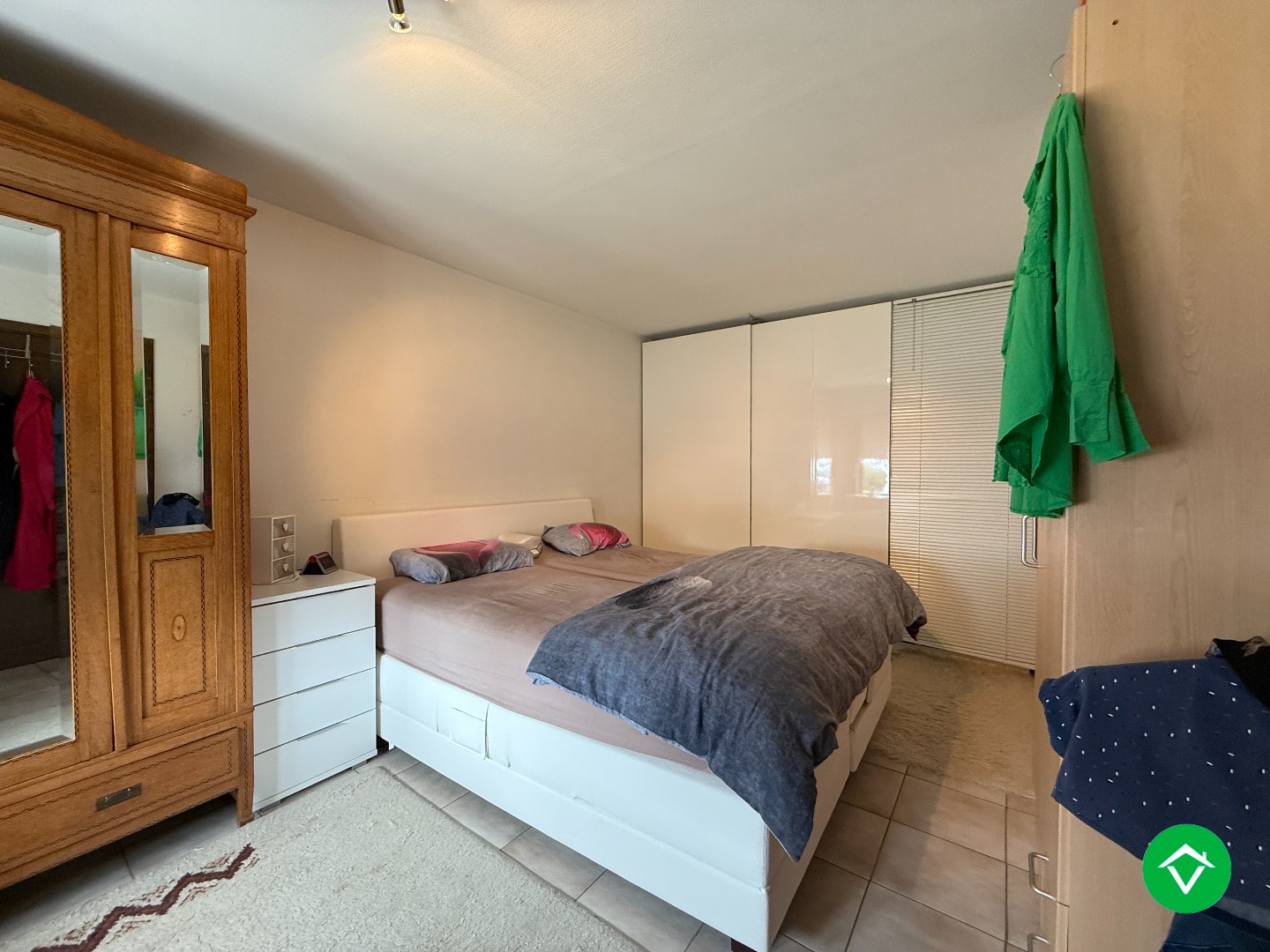 Alleenstaande woning met 5 slaapkamers, tuin en garage/loods te Roeselare - foto 5