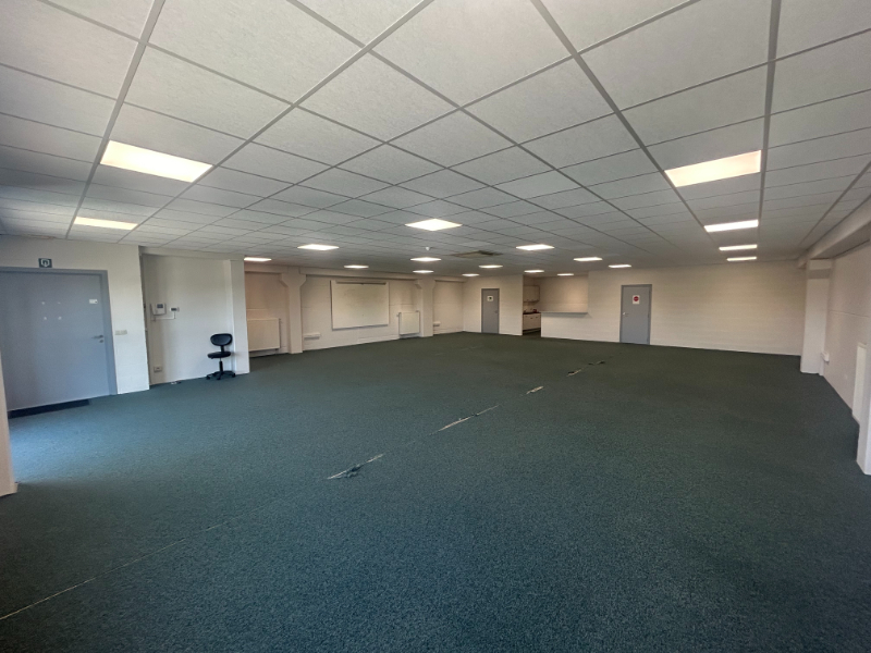 Kantoor van 213 m² op toplocatie Mariakerke (Gent) - photo 4