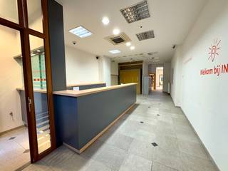 De geafficheerde prijs is een vanaf prijs. Elk bod vanaf deze prijs wordt voorgelegd aan de eigenaar die de keuze heeft om dit bod al dan niet...