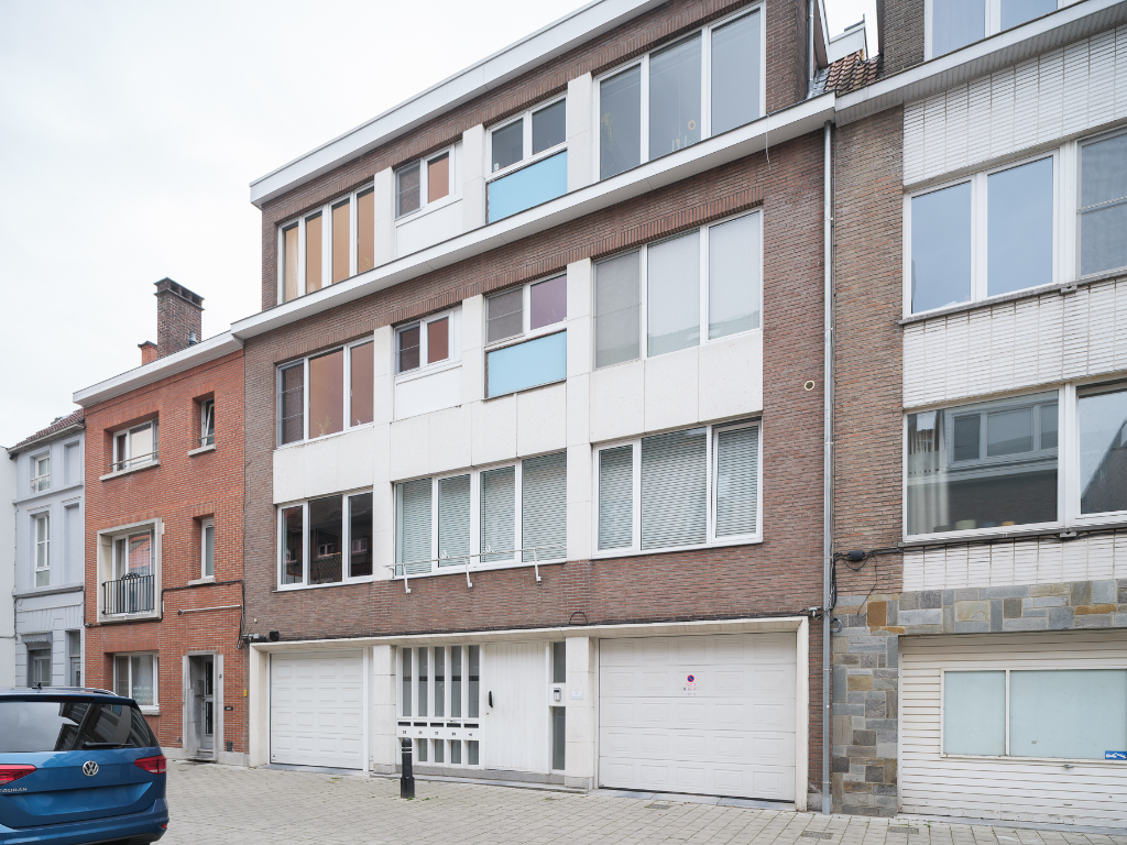 Karaktervol dakappartement met 2 slpk's op een gegeerde centrumlocatie - foto 3
