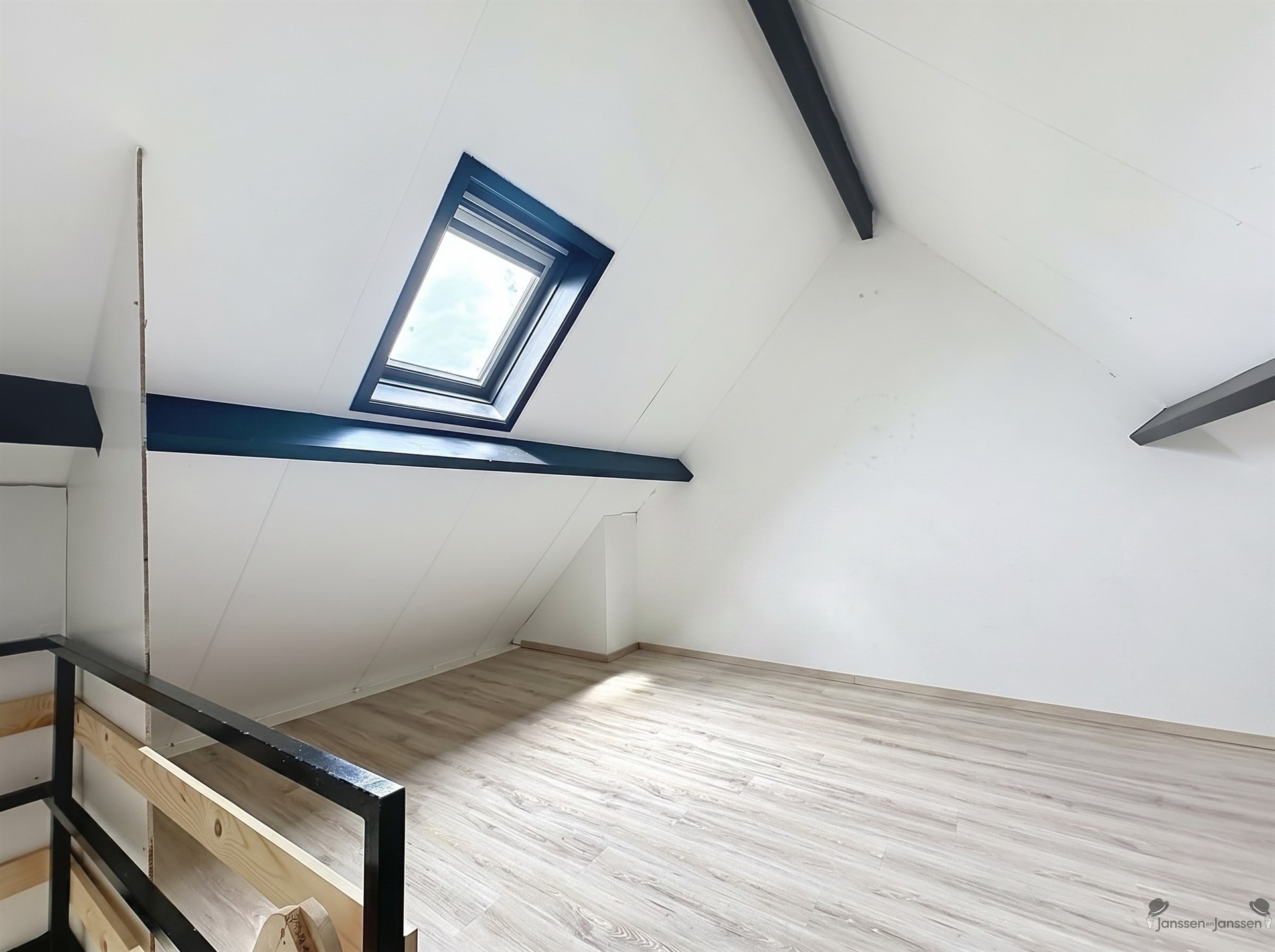 duplex - photo 5