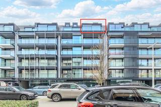 Bel appartement de deux chambres situé aux cinquième et sixième étages de la résidence Lectus à Nieuport, Franslaan 58, près de la rue commerçante...