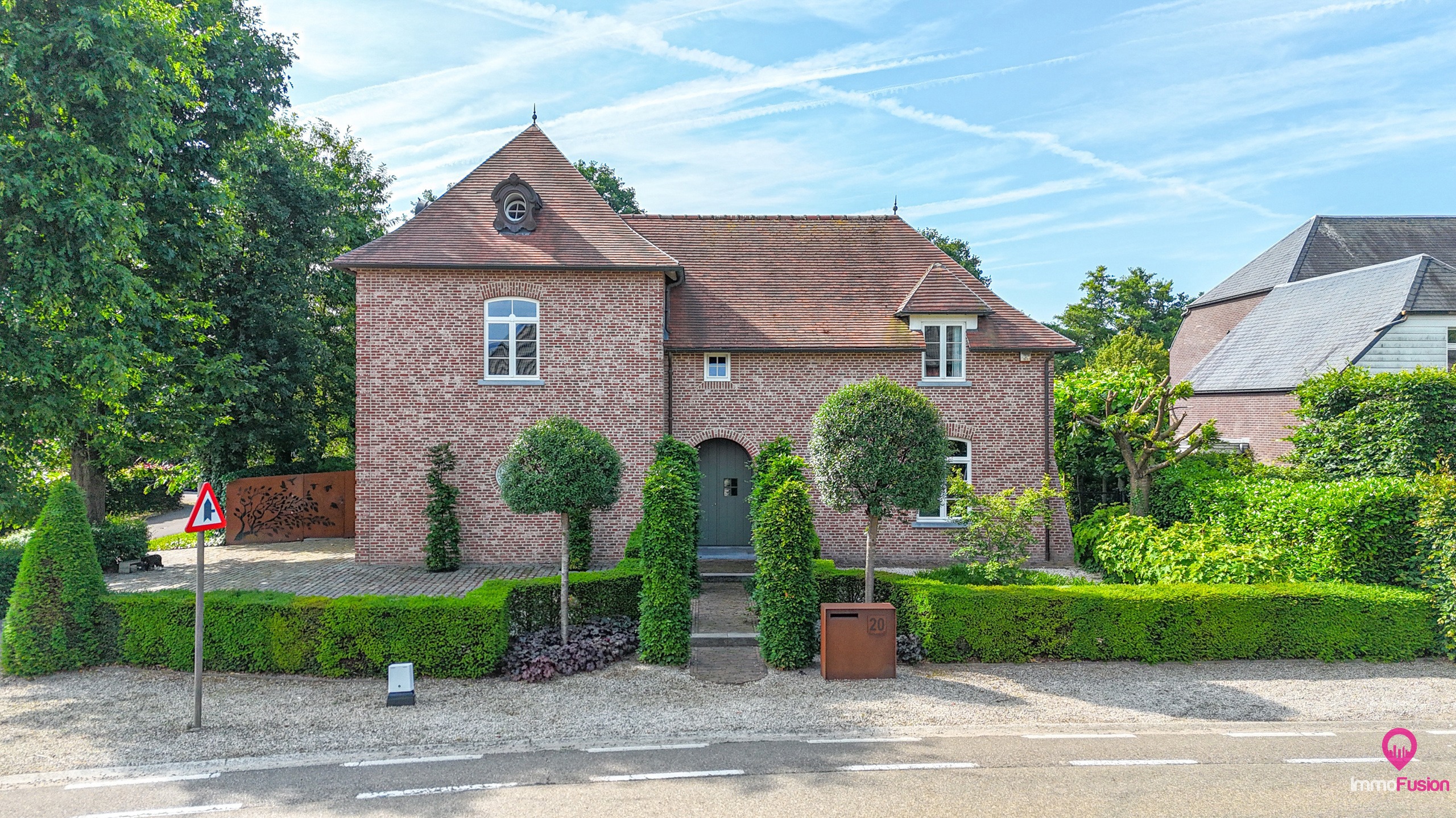 Zeer mooi ontworpen villa met 3 badkamers in Heusden-Zolder! - foto 1