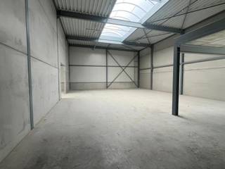Commercial à vendre à Ranst