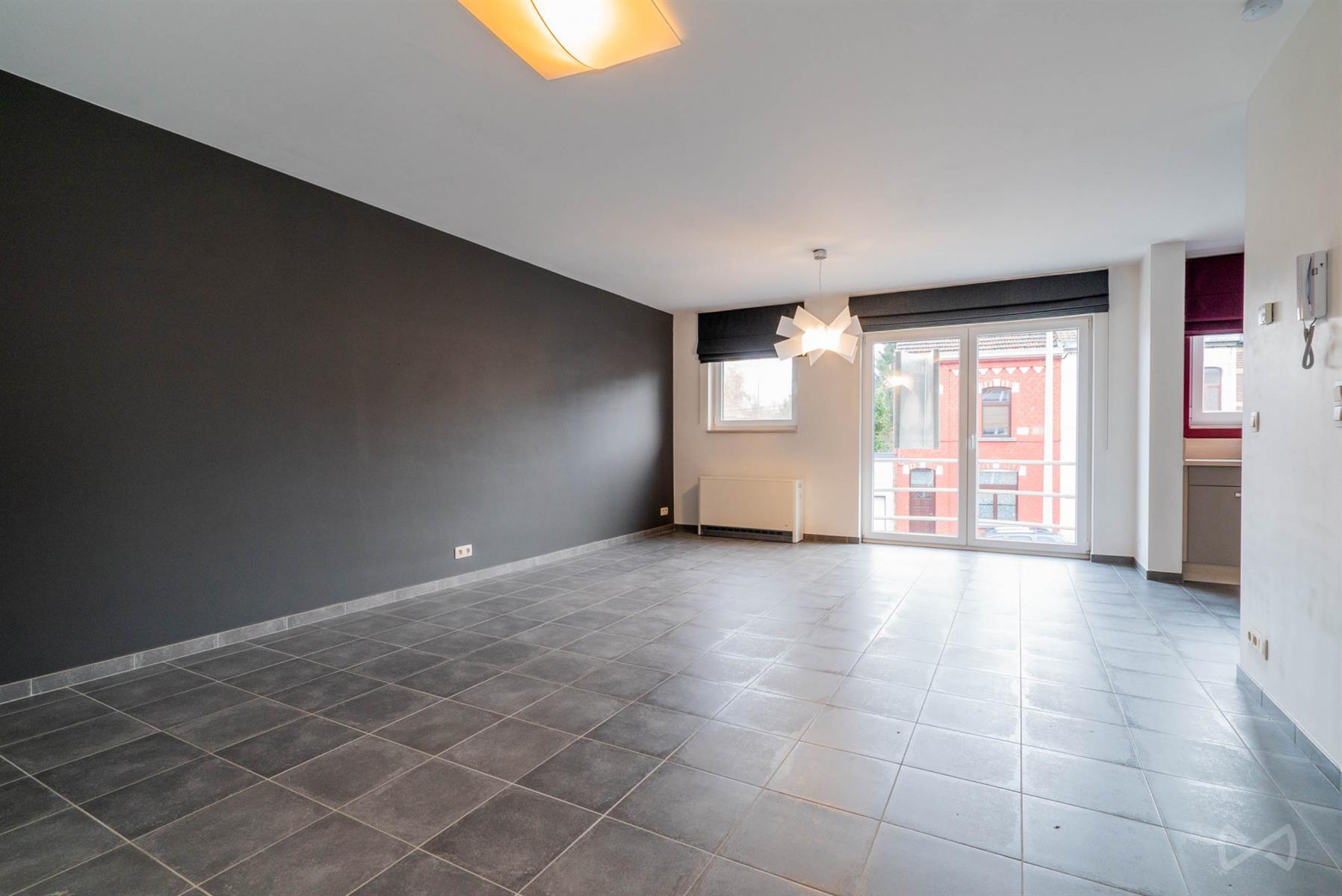 Appartement te huur in Mons met 2 slaapkamers - foto 3