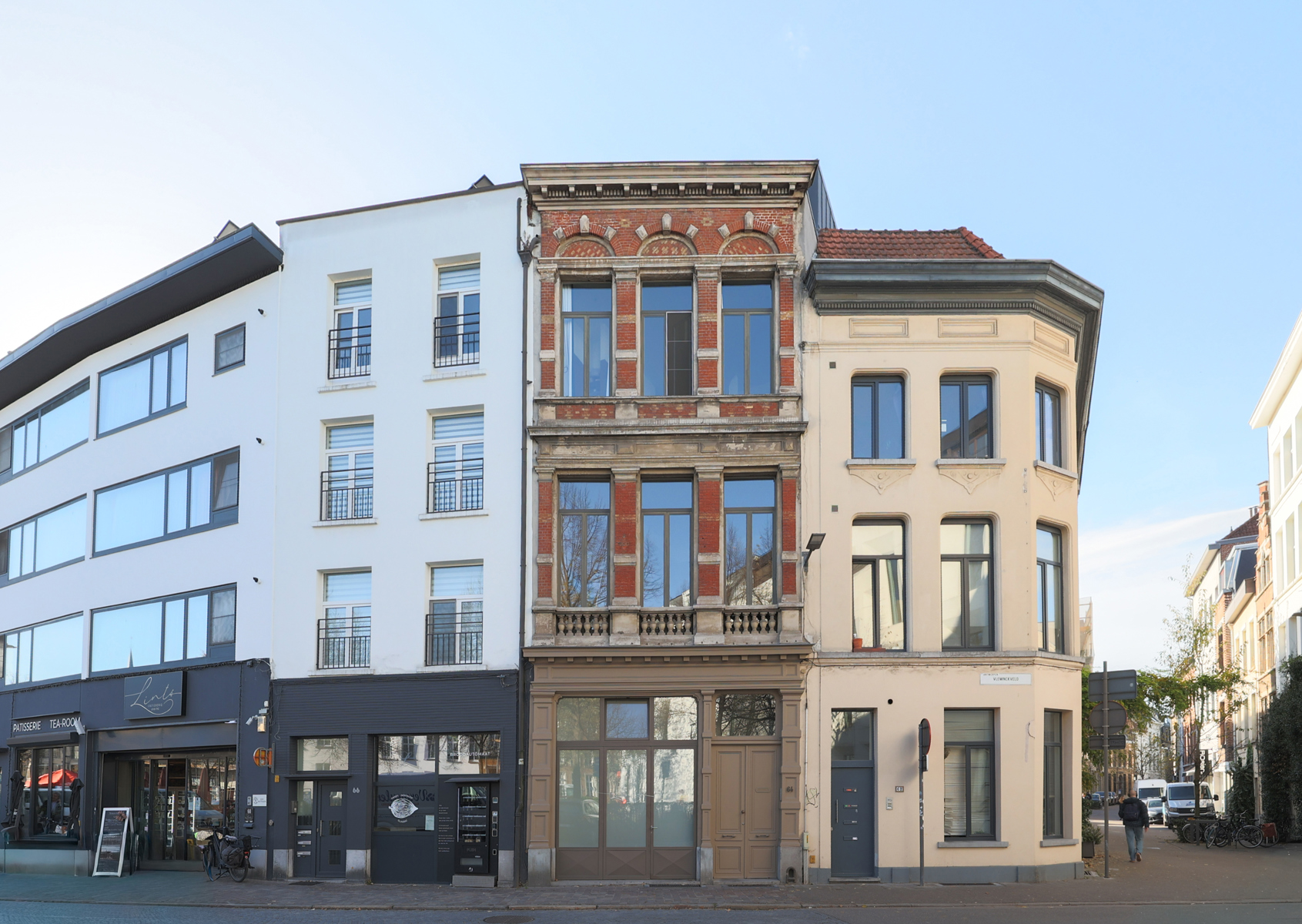 Triplex met stadsallure & buitenruimte aan het Mechelseplein - foto 1
