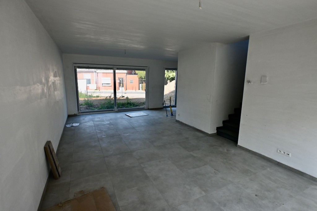 Nieuwbouwwoning in centrum Broechem met 3 slaapkamers ! - foto 4