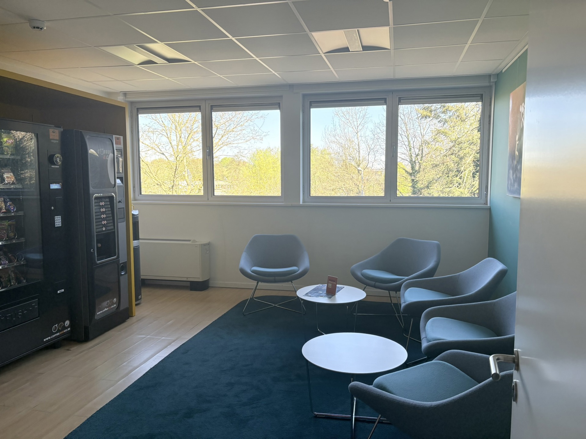 Commercial for rent in Aalst - photo 1