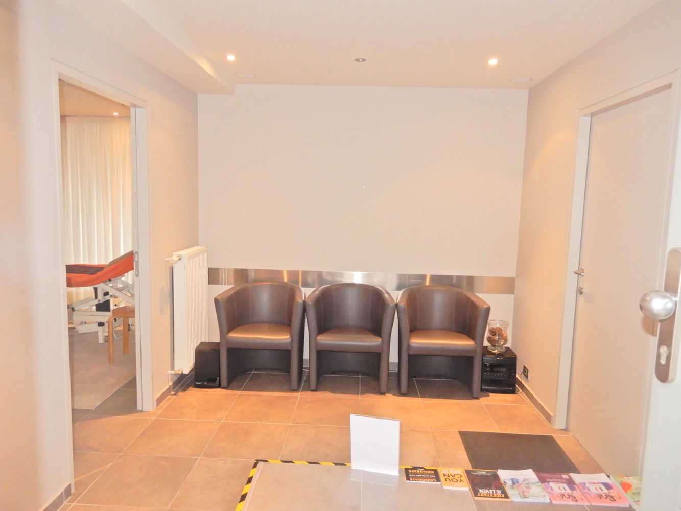 Commercial for rent in Meulebeke - photo 3