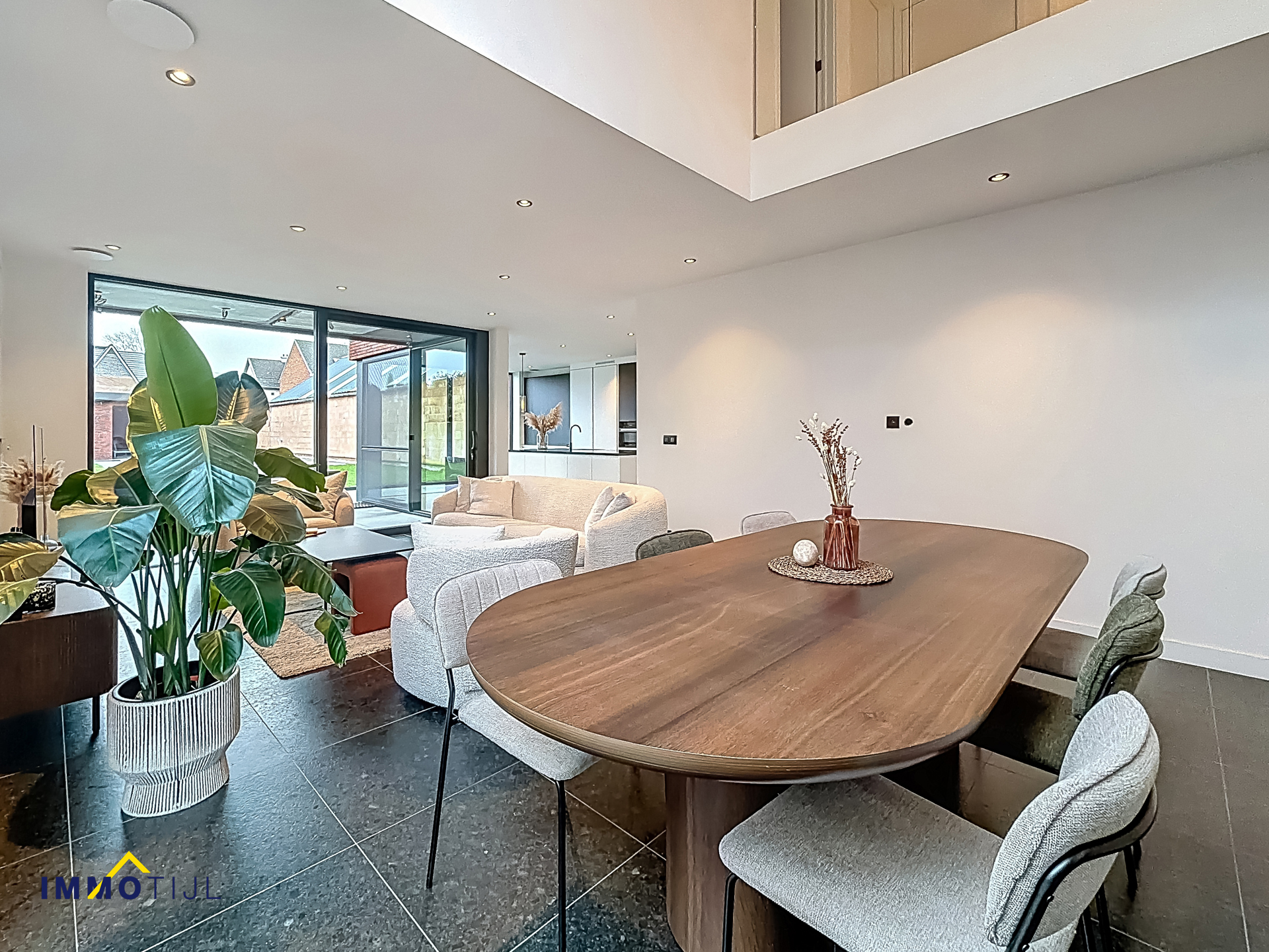 Duurzame nieuwbouw met zwembad en garage! - foto 4