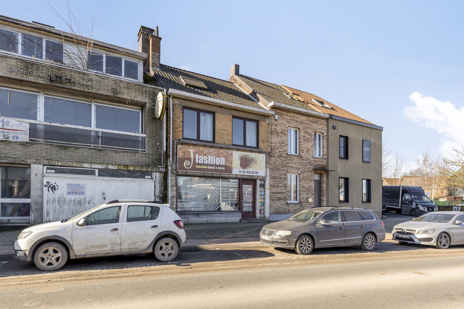 Commercial for sale in Asse - photo 1