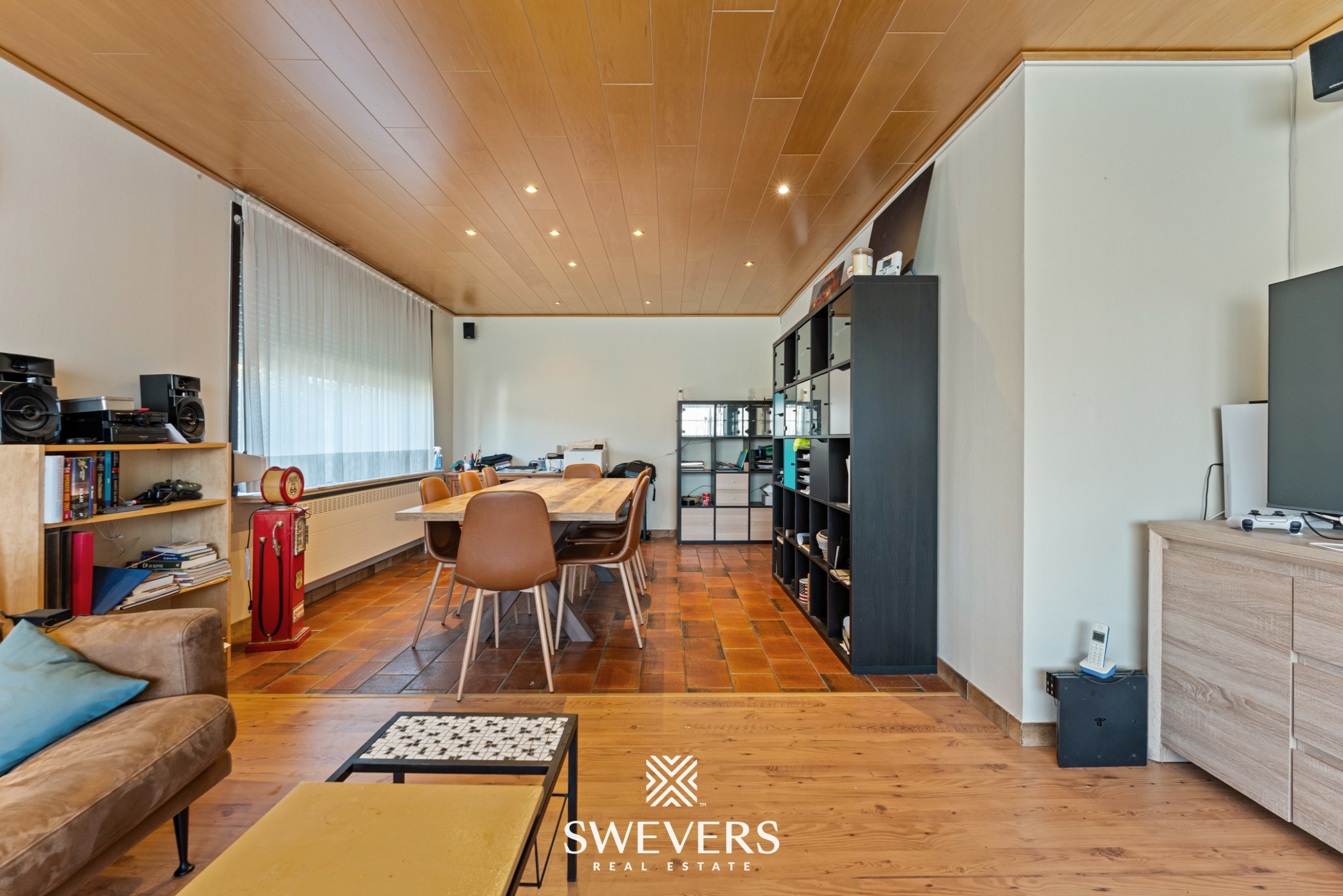 Instapklare splitlevelwoning met 5 slaapkamers rustige en centrale gelegen - foto 5