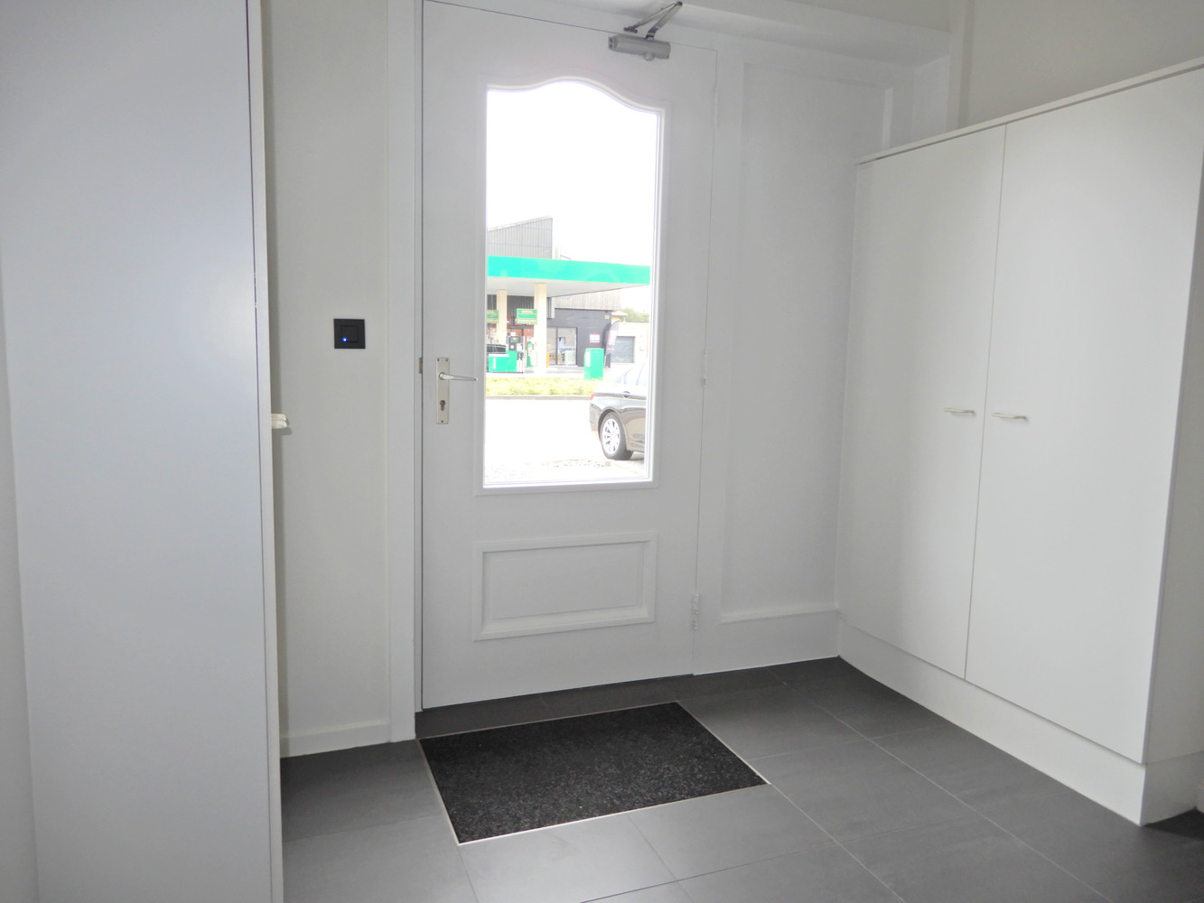 Instapklaar appartement te Oostrozebeke. - foto 2