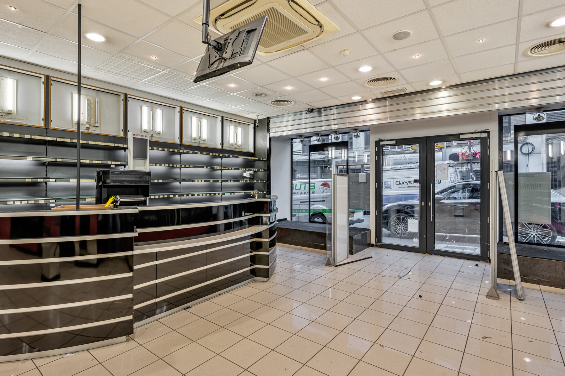 Te renoveren pand met handelsgelijkvloers op toplocatie - foto 4