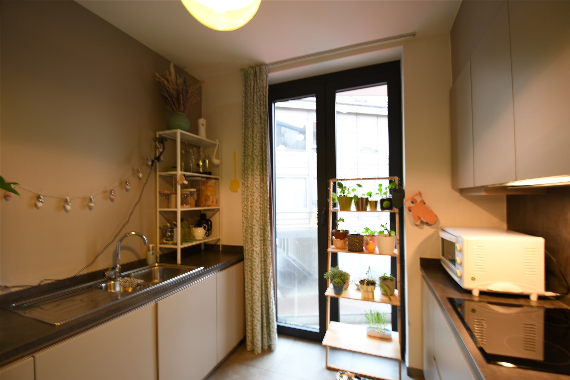 Centraal gelegen appartement met 2 slaapkamers en terras in  - foto 5