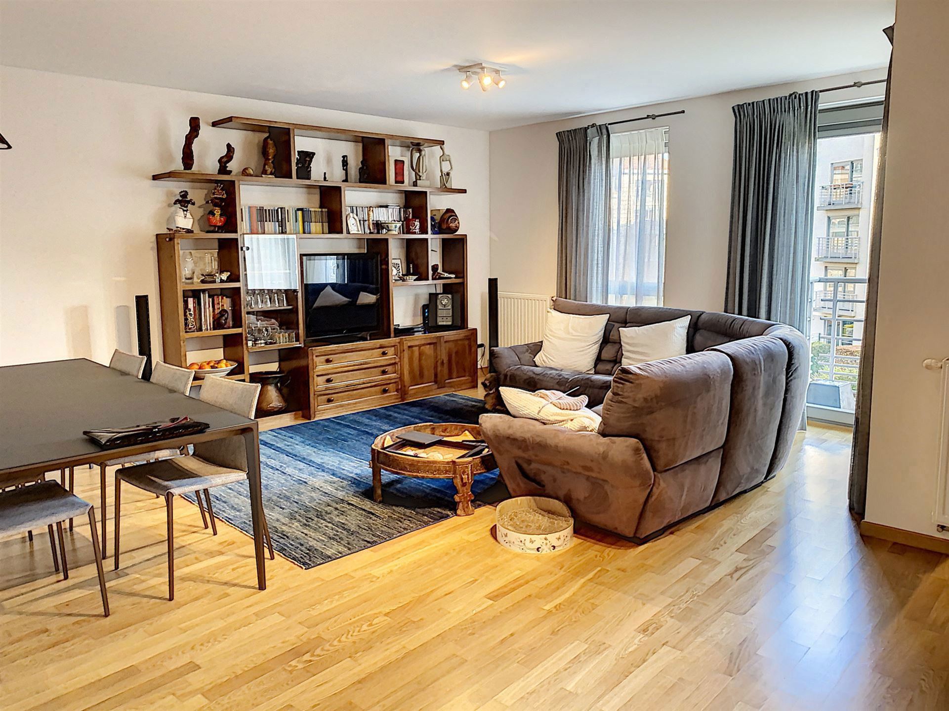 Mooi appartement met 2 slaapkamers + parkeerplaats - foto 4