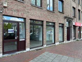 Commercial à louer à Zwijndrecht