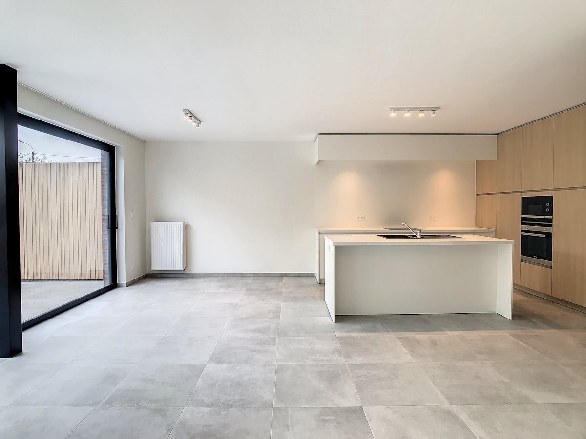 Recente woning met aangename tuin te huur te Marke - foto 4