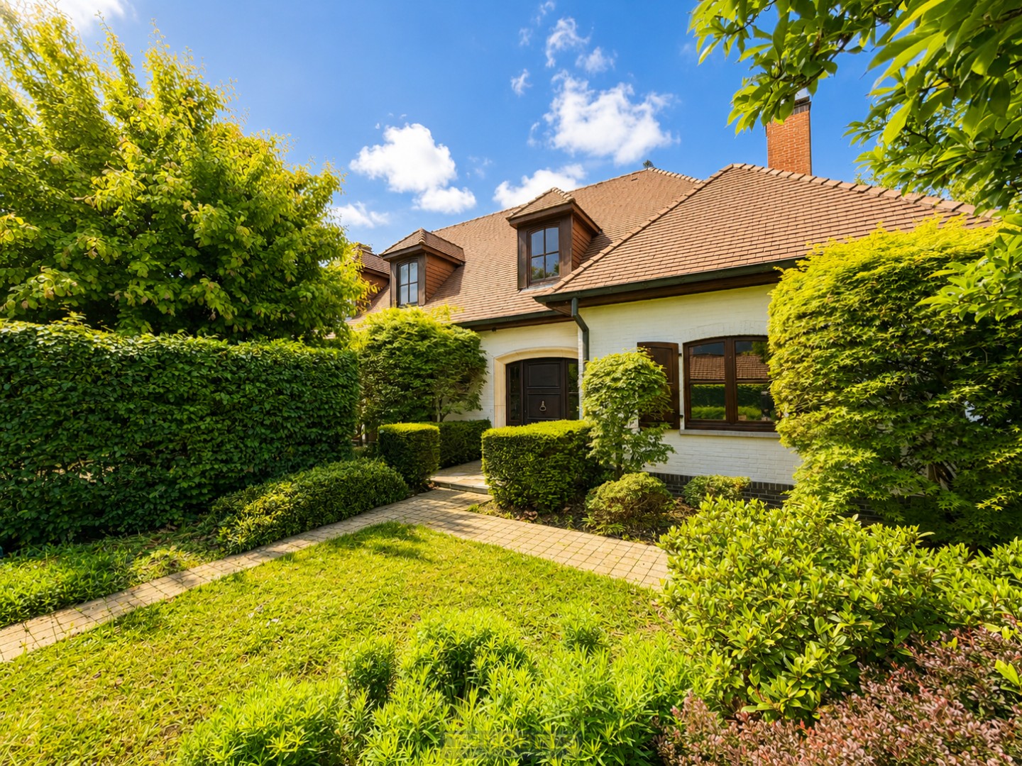 Te koop, Instapklare en energiezuinige villa met dubbele garage te Merelbeke! - photo 2