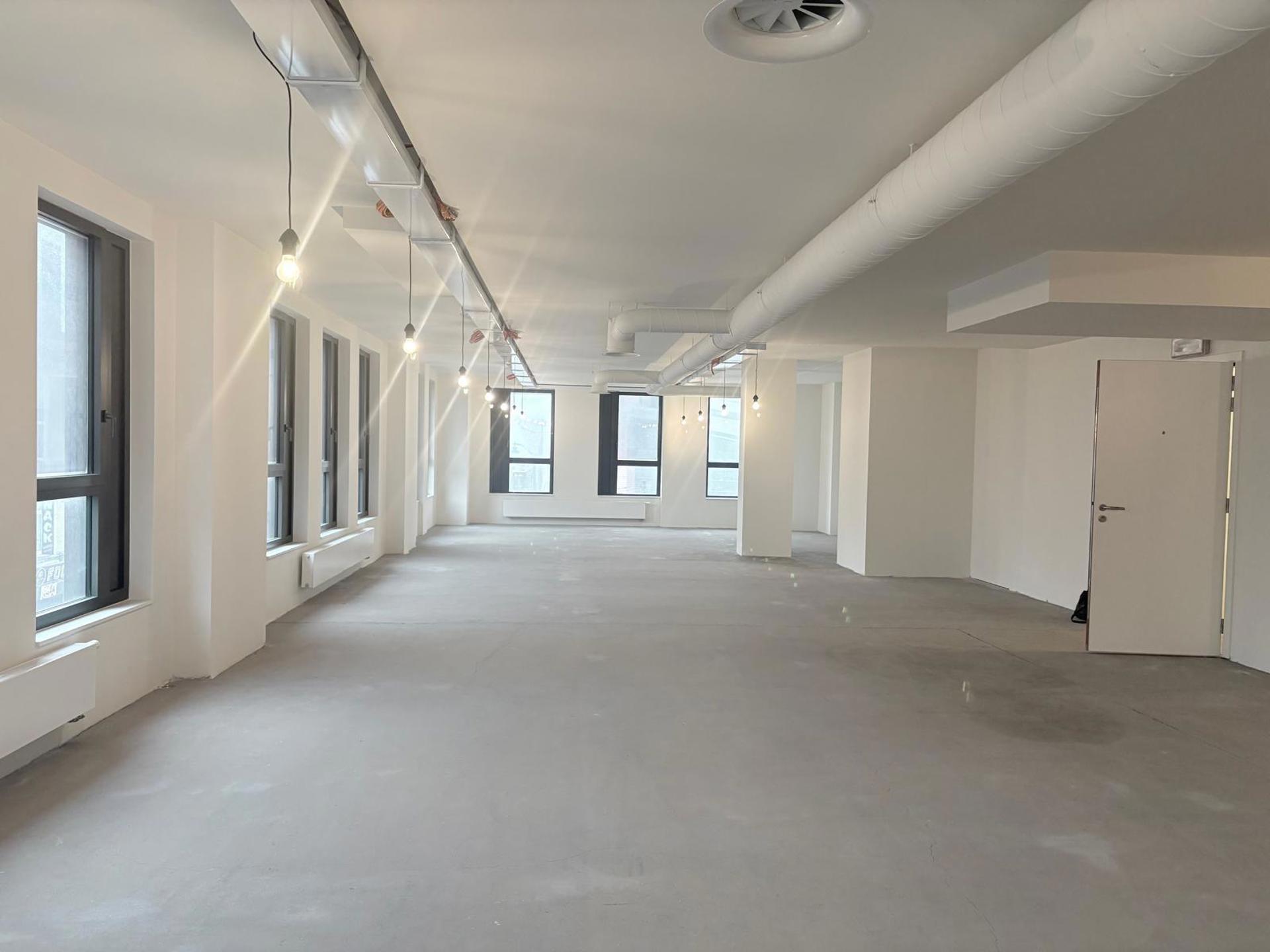 Commercial for sale in Molenbeek-Saint-Jean - photo 5