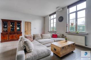 Ruime (225 m²) en hedendaagse woning met tuin & 2 privatieve autostaanplaatsenASSEBROEK - Richtprijs - 475.000 EUR - In Assebroek vindt u deze ruime...