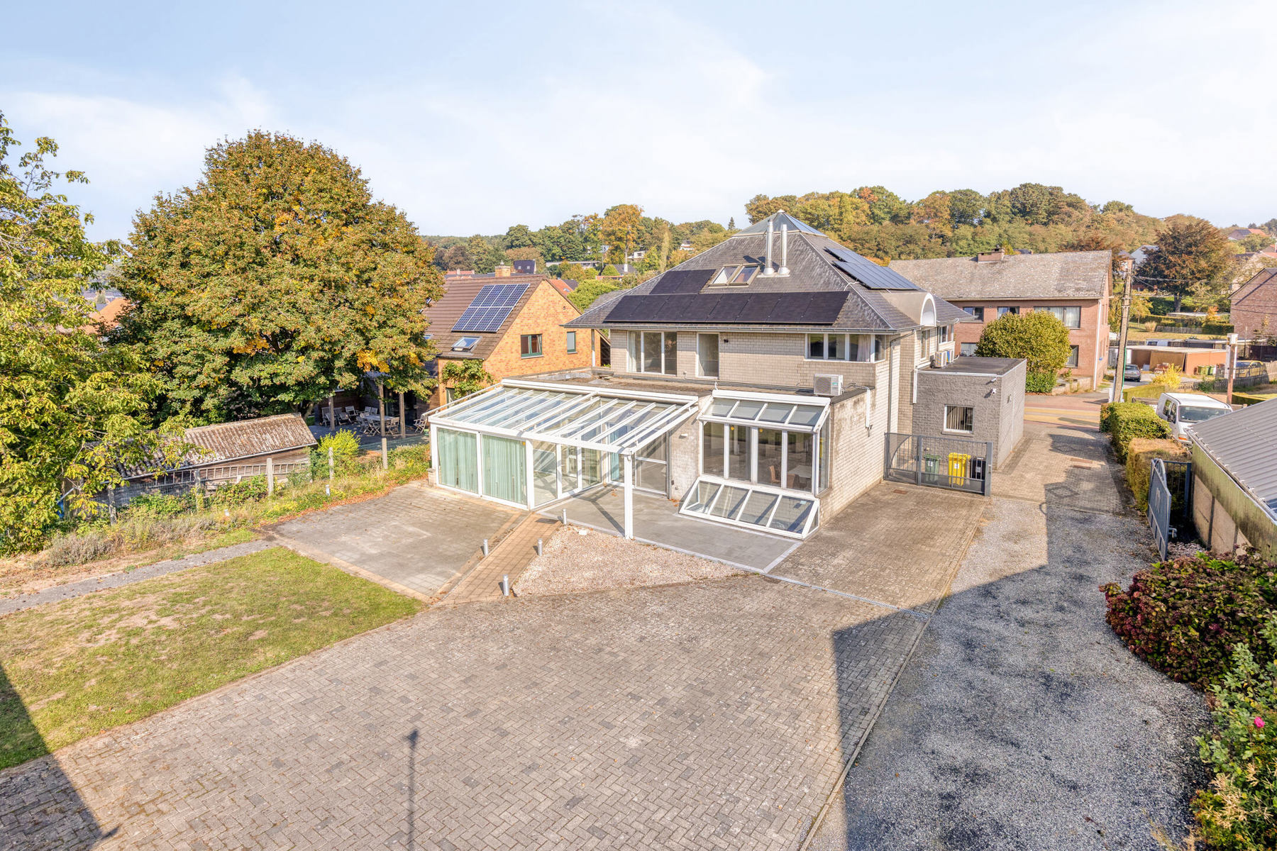 Ruime woning (5 slpk) met kantoor (84 m²) te koop in Linden. - foto 4
