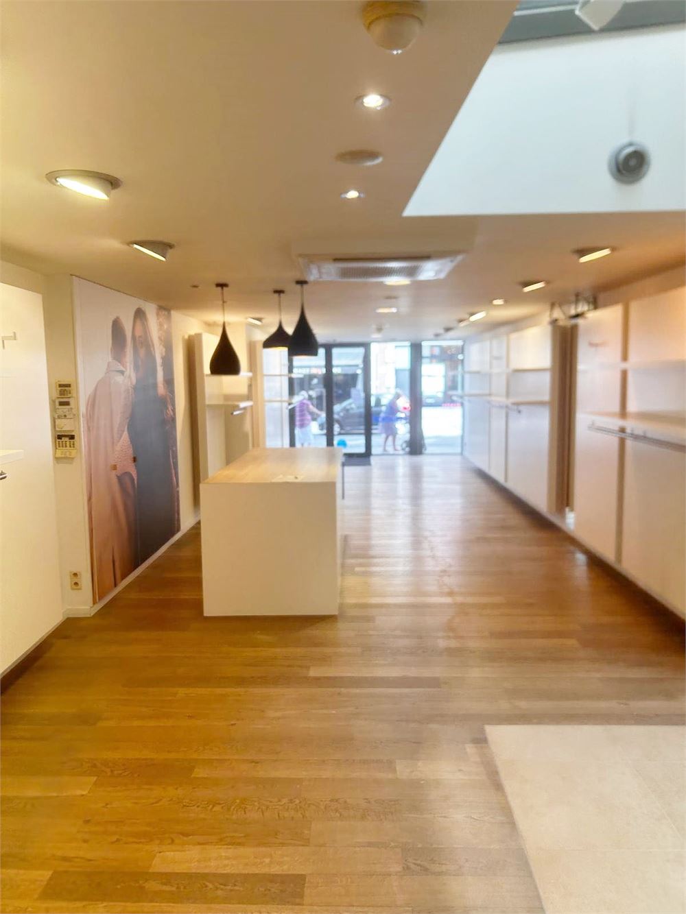 Commercial for rent in Sint-Truiden - photo 5