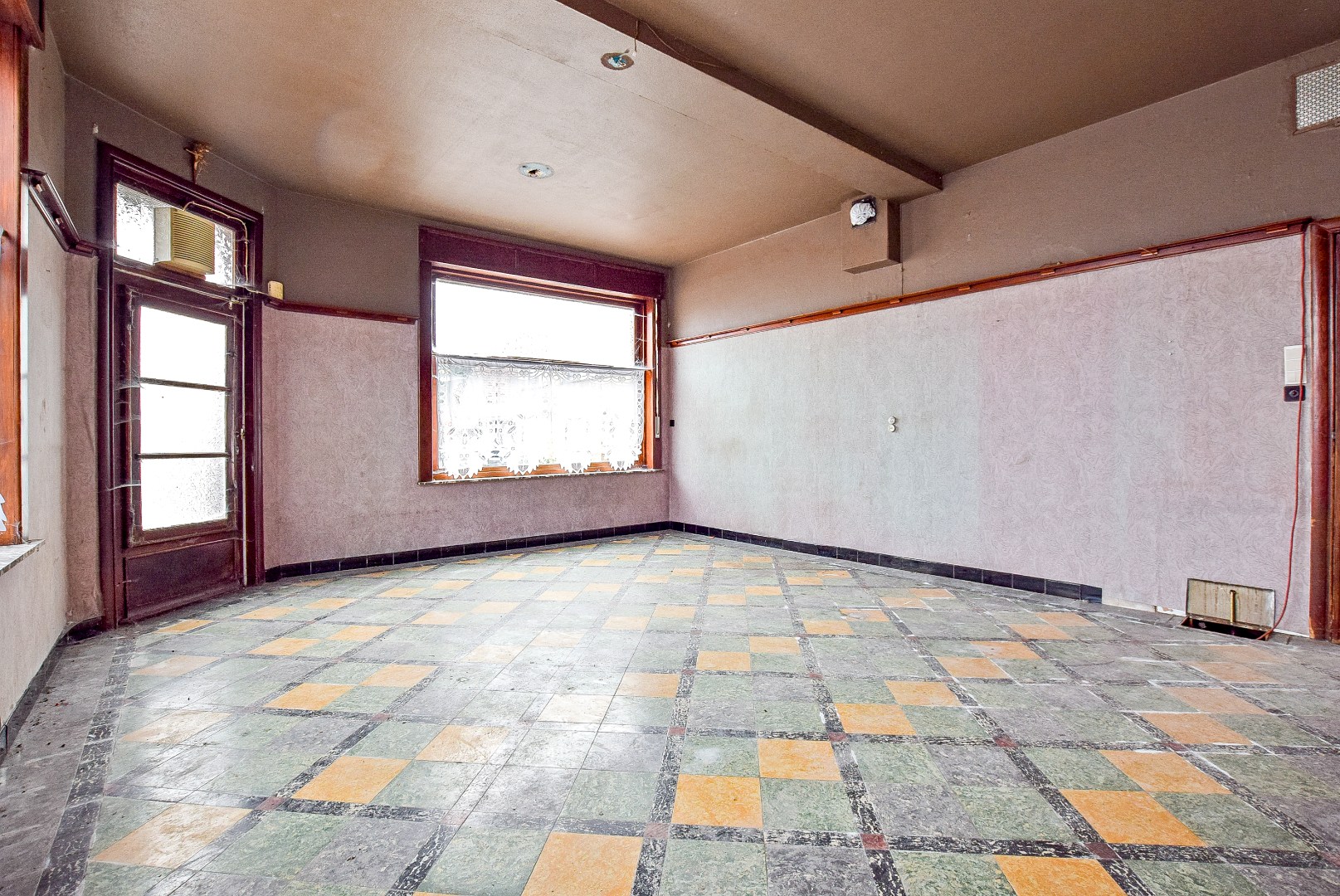 Woning met een enorm potentieel aan bruikbare oppervlakte op 1441m². - foto 5