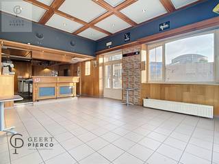 Op een uitstekende zichtlocatie, vlak aan de ring van Tienen en in de onmiddellijke nabijheid van de Tiens Suikerfabriek, bevindt zich dit...