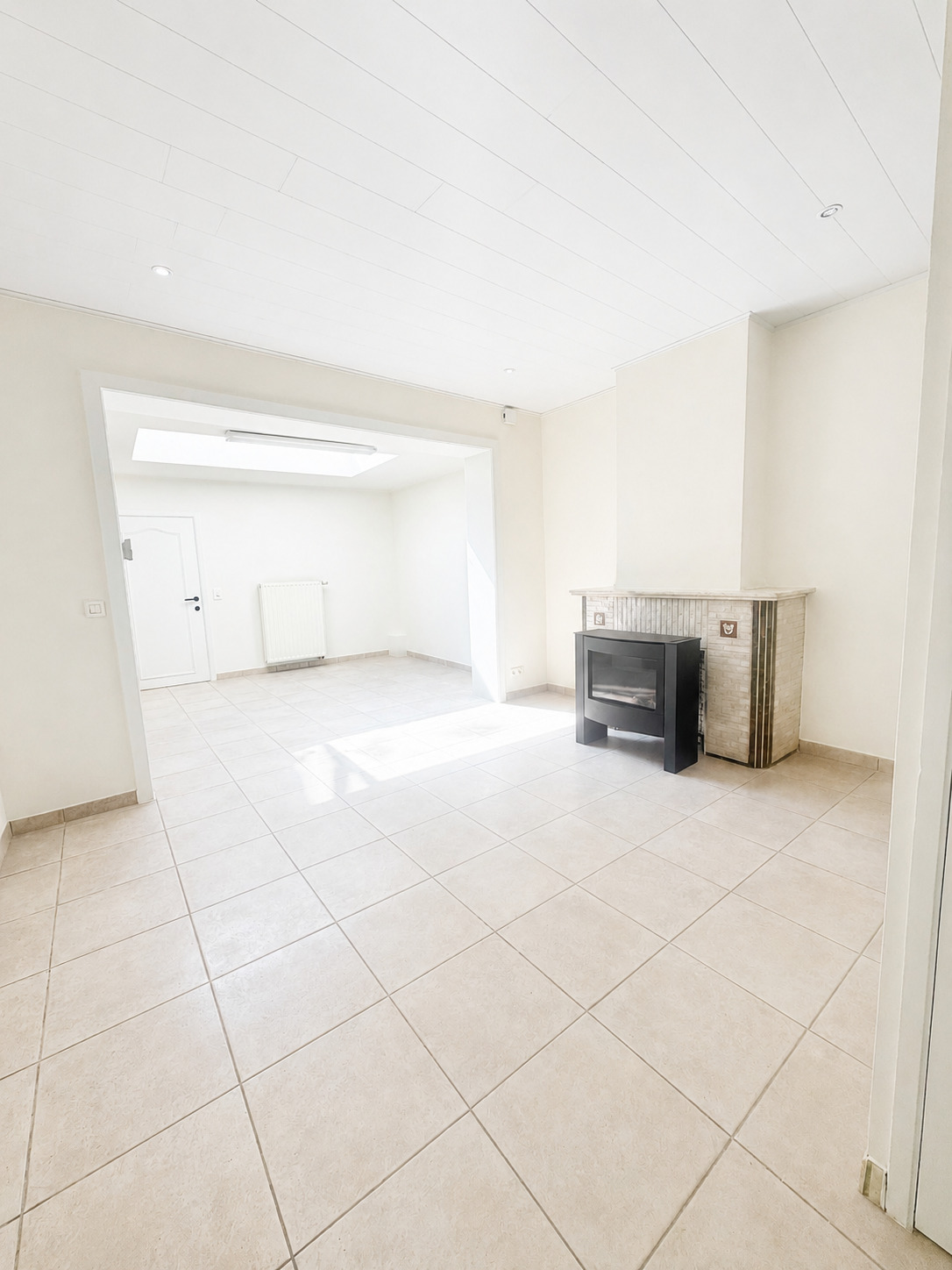 Charmante woning te huur in het centrum van Nieuwkerke - foto 3