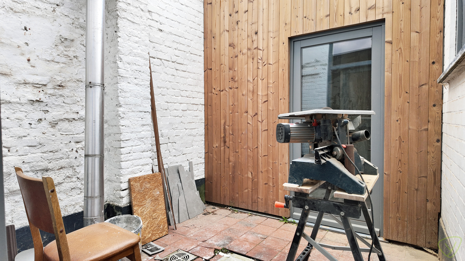 Volledig vernieuwe stadswoning vlakbij de Markt van Eeklo! - foto 4