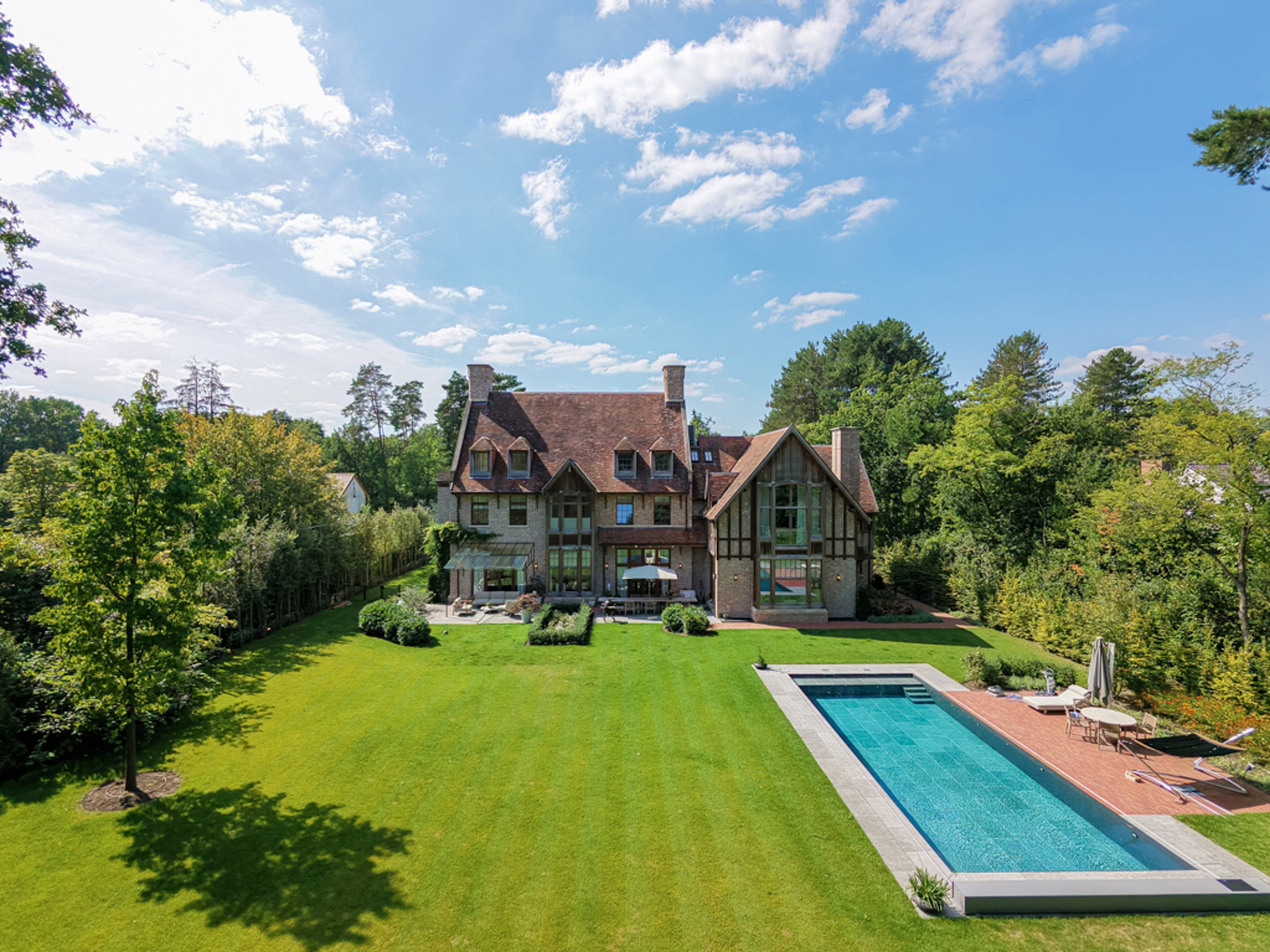 HYPERDELUXE ENGLISH COURTHOUSE VILLA OP ABSOLUTE TOPLOCATIE - foto 4