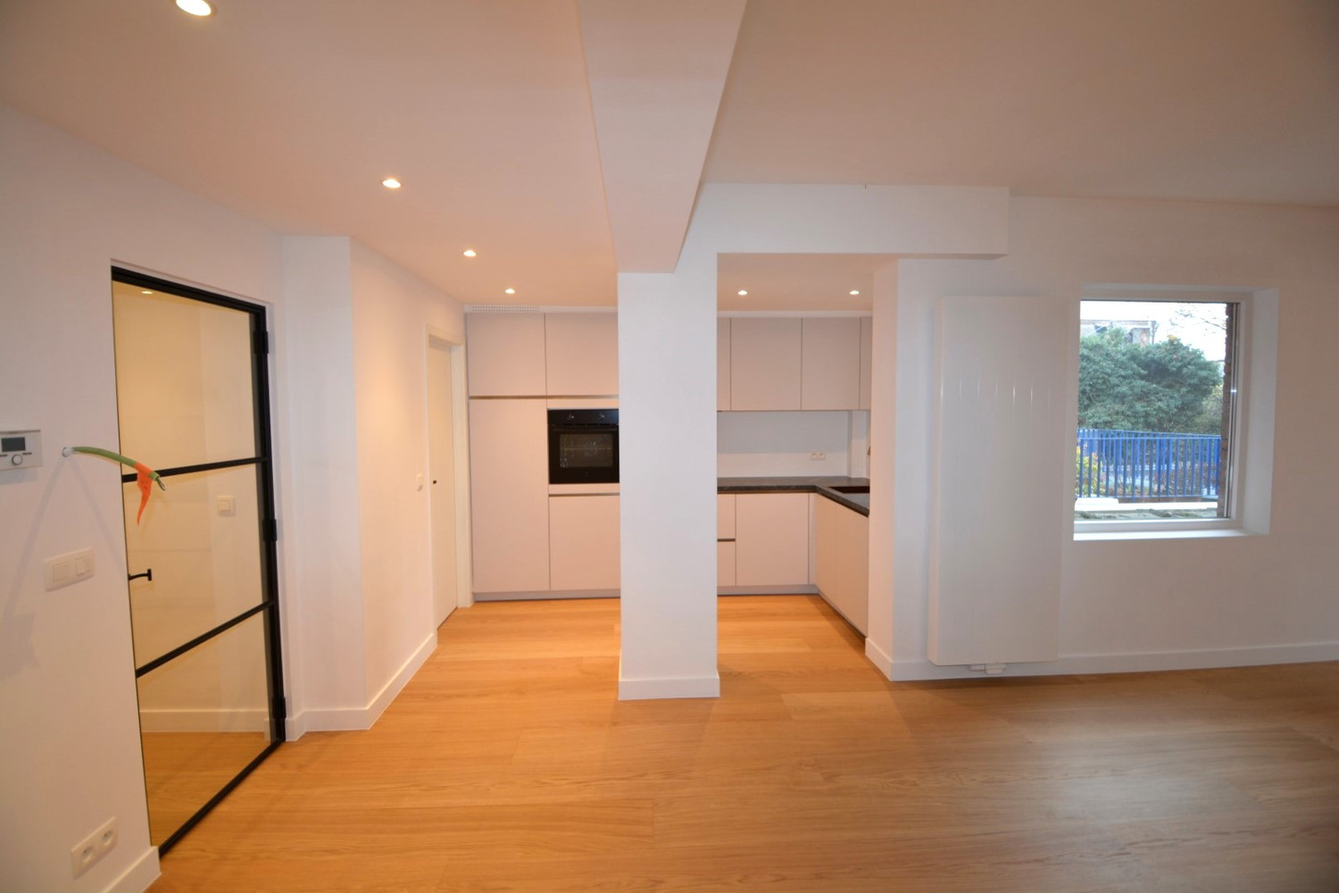 GERENOVEERD APP. MET 2 SLK EN ZUID-TERRAS! - foto 5